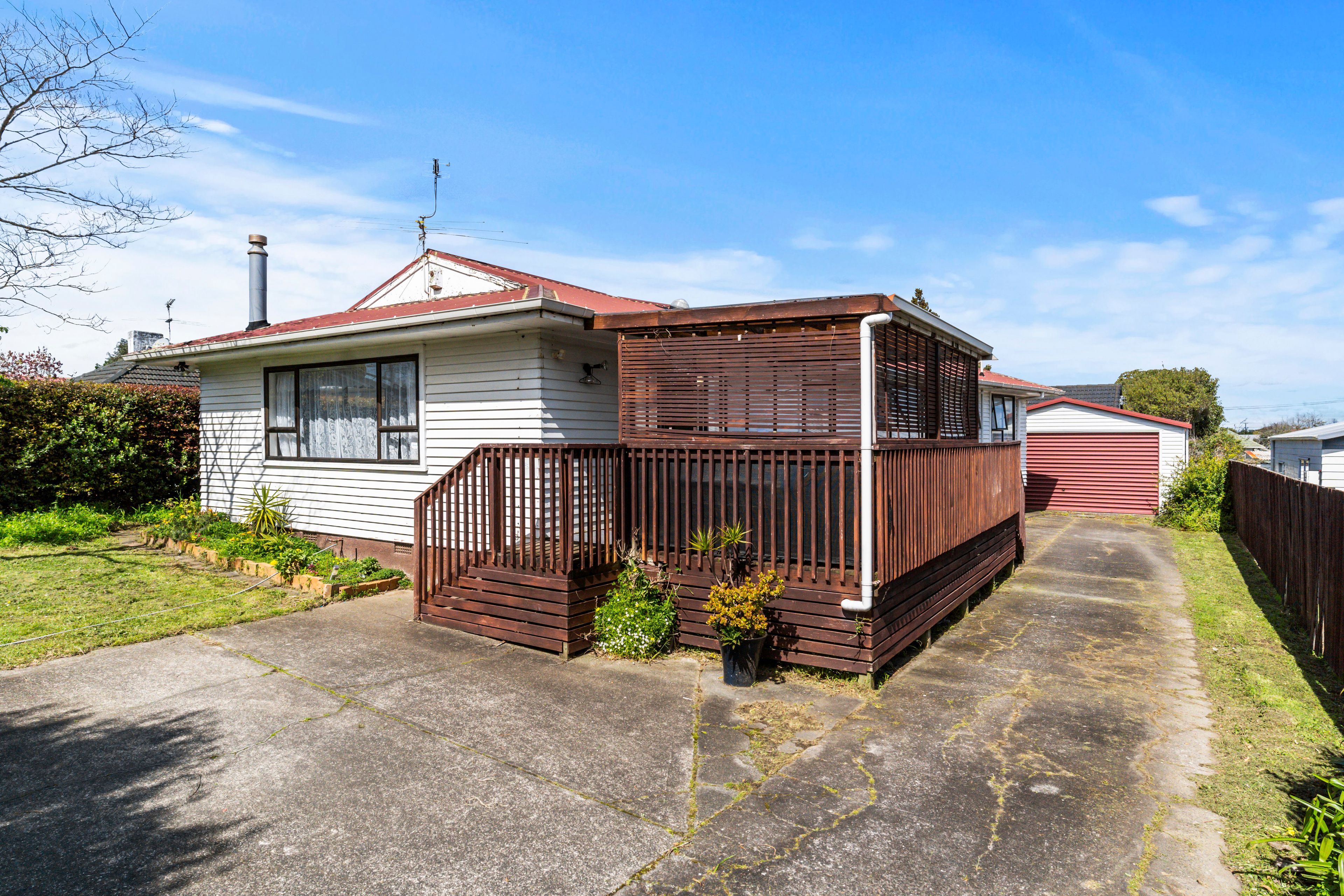 39 McAnnalley Street, Manurewa, Manukau City