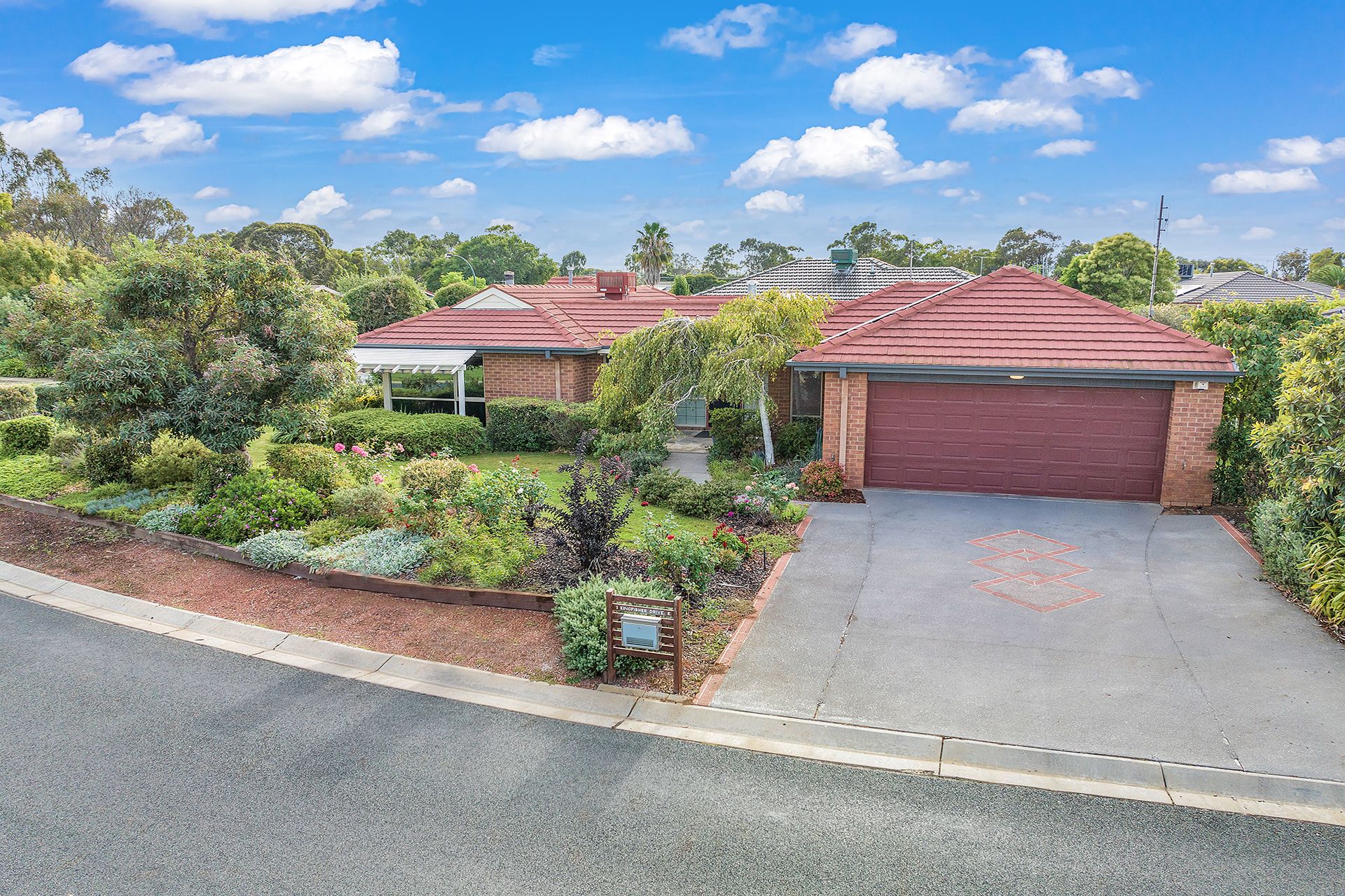 1 Kingfisher Drive East, Moama, NSW 2731 Sold House Ray White Echuca
