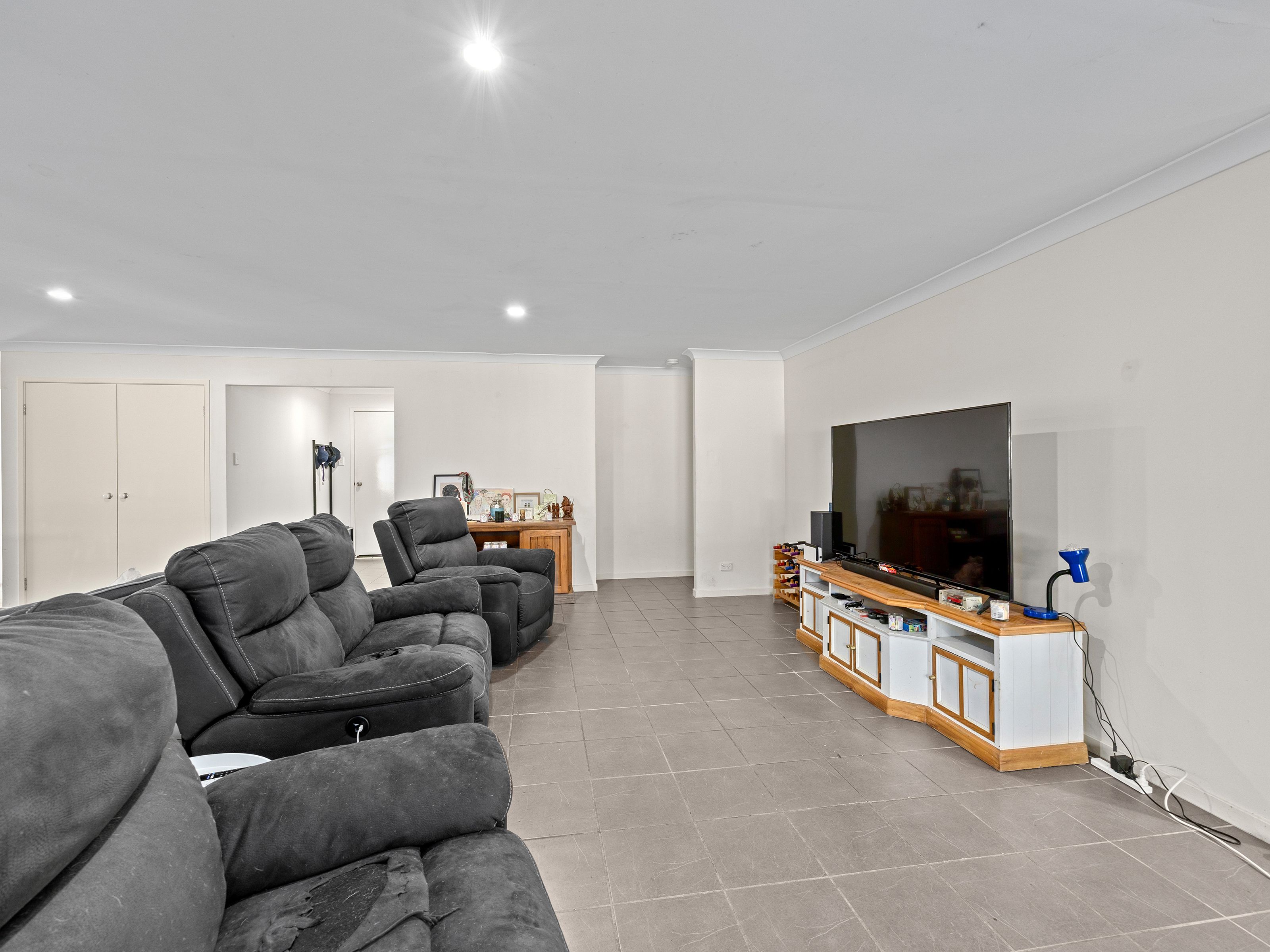 35 Chanel Court, Wulkuraka, QLD 4305