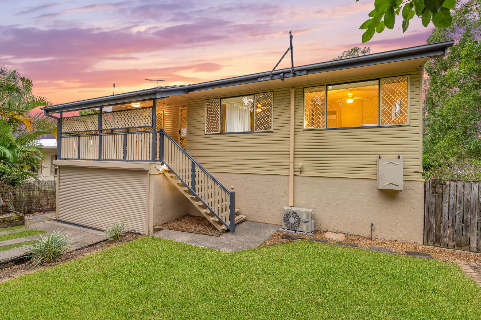 26 David Road, Holland Park, QLD 4121
