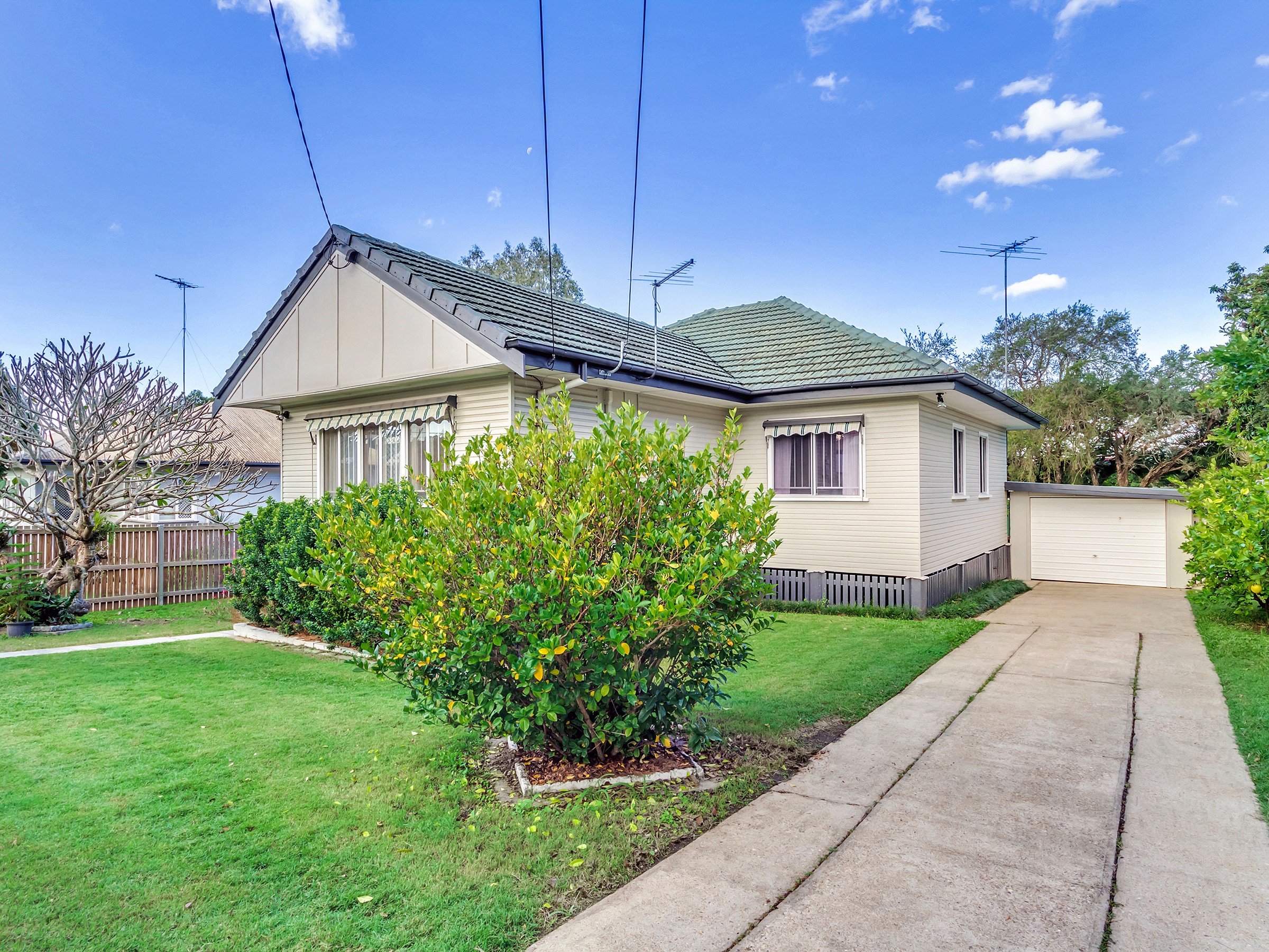 9 Ogden Street, Stafford, QLD 4053