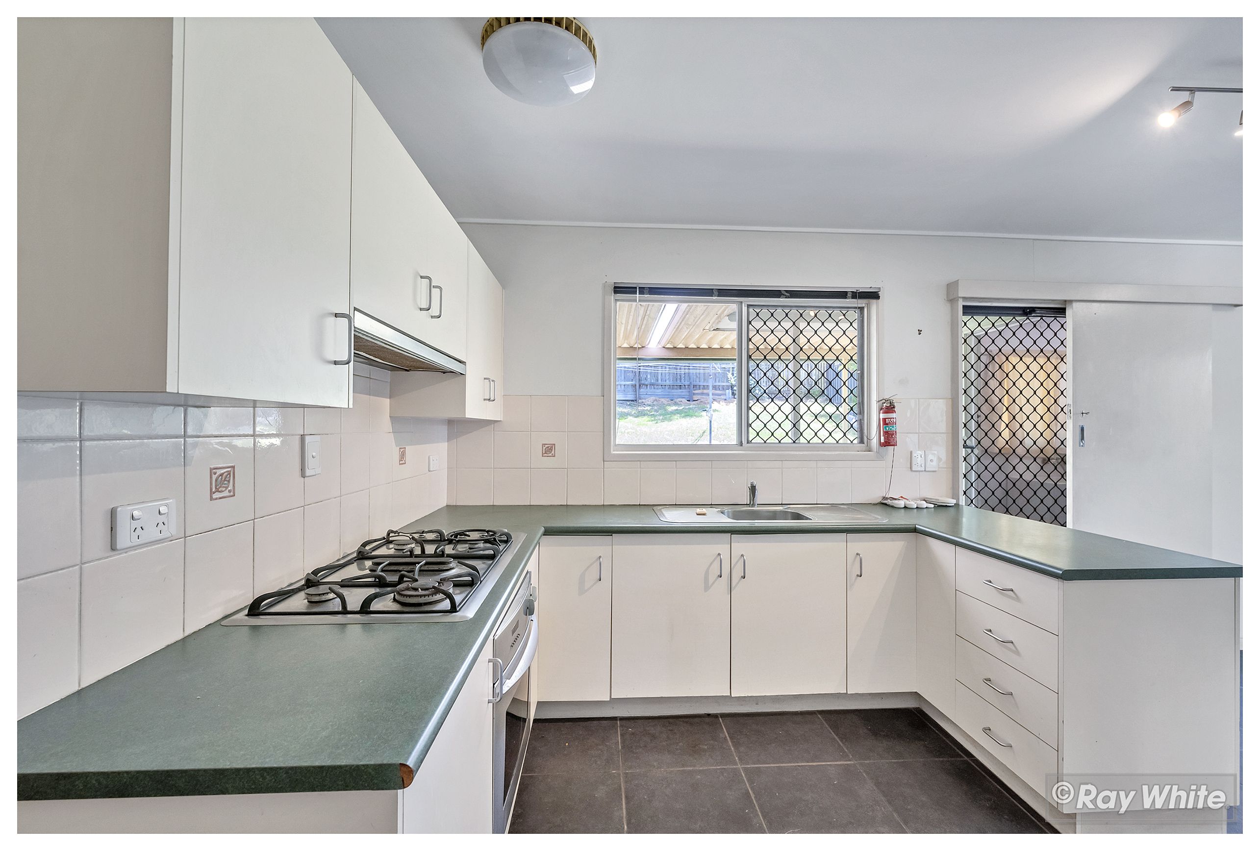 599 Ibis Avenue, Kawana, QLD 4701
