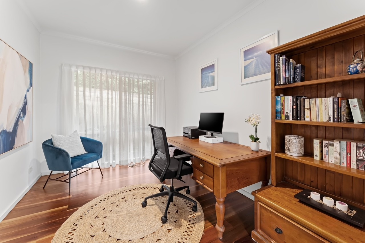 14 Richardson Rise — photo 6 of 11