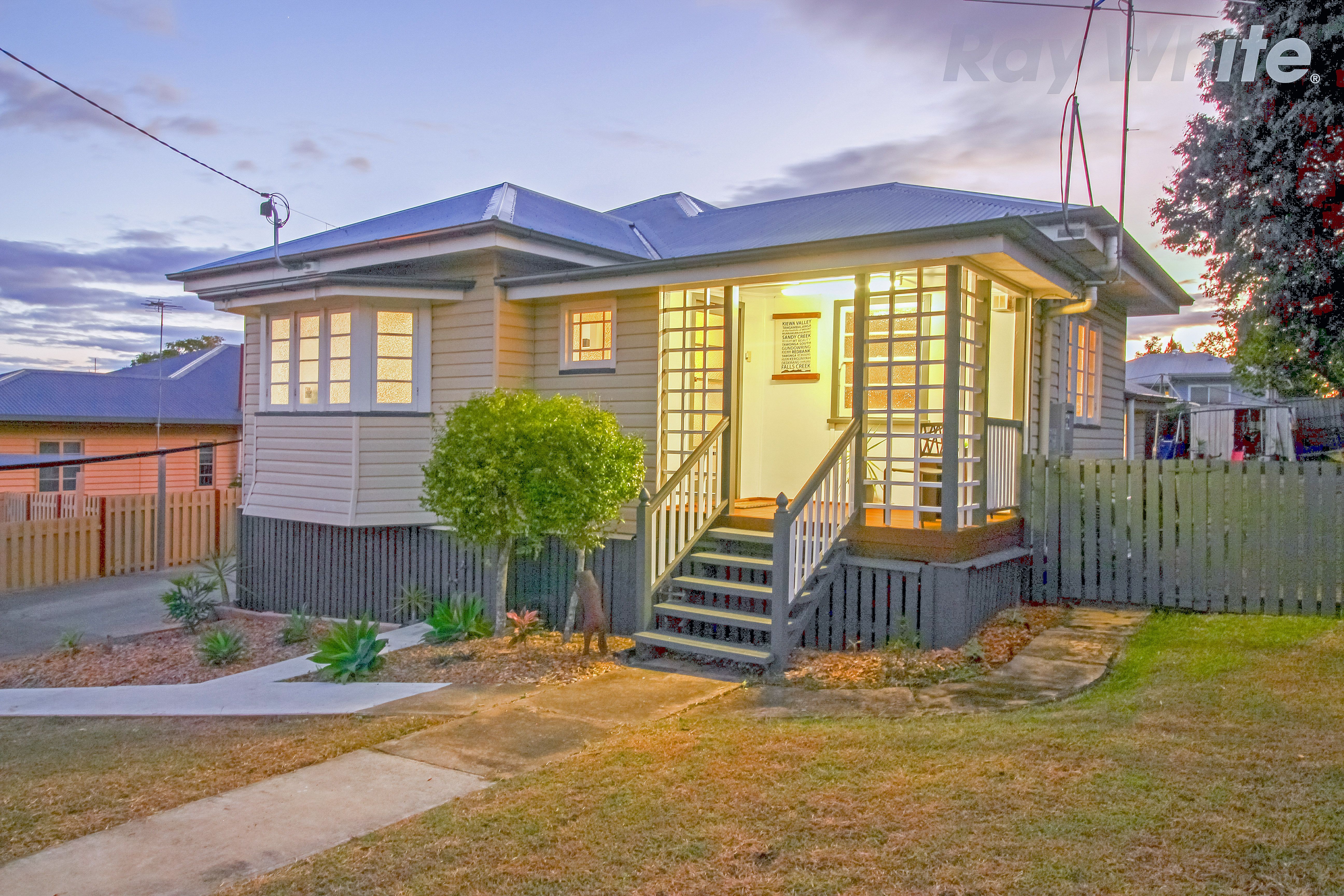 28 Chermside Road, Eastern Heights QLD 4305