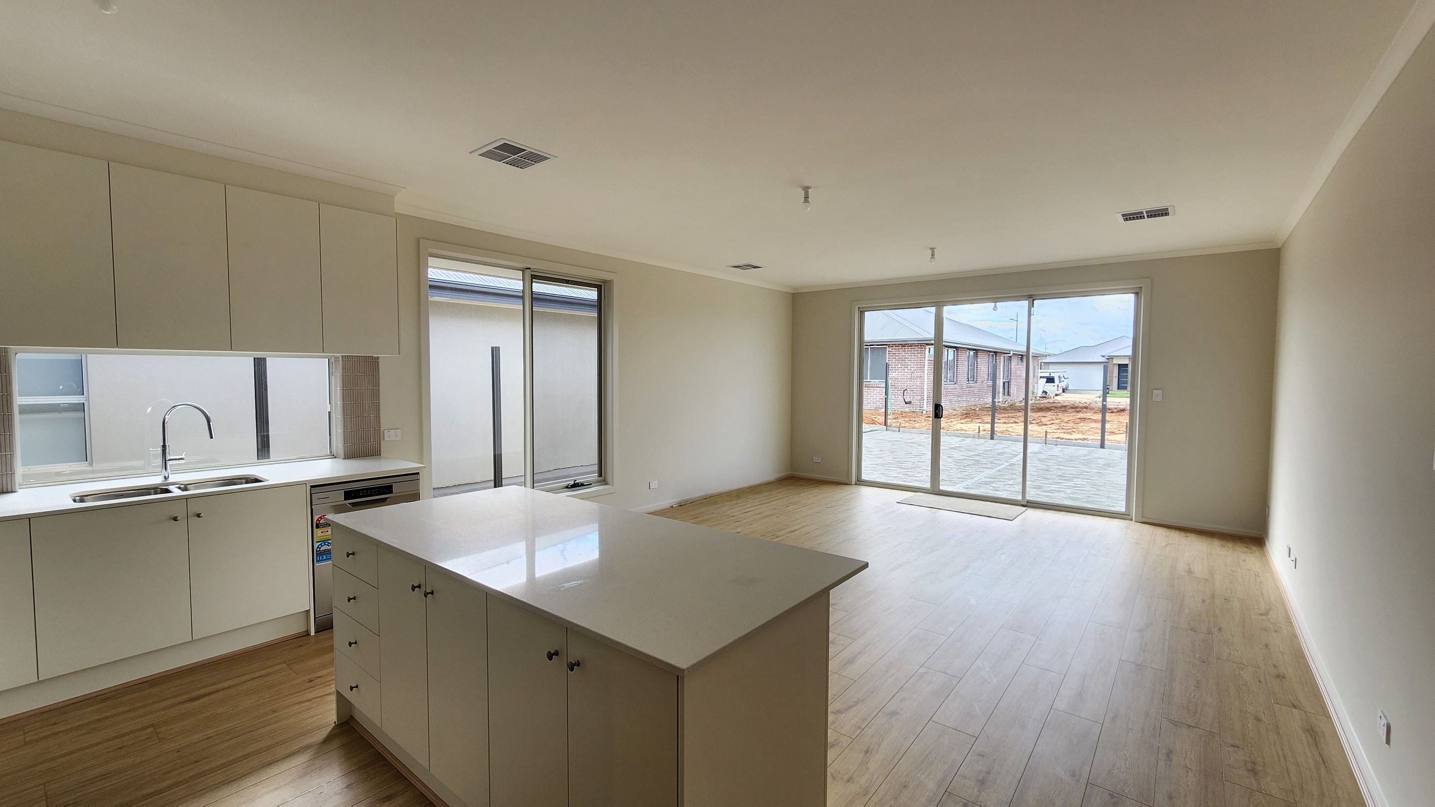 61 Eucalyptus Crescent, Andrews Farm, SA 5114