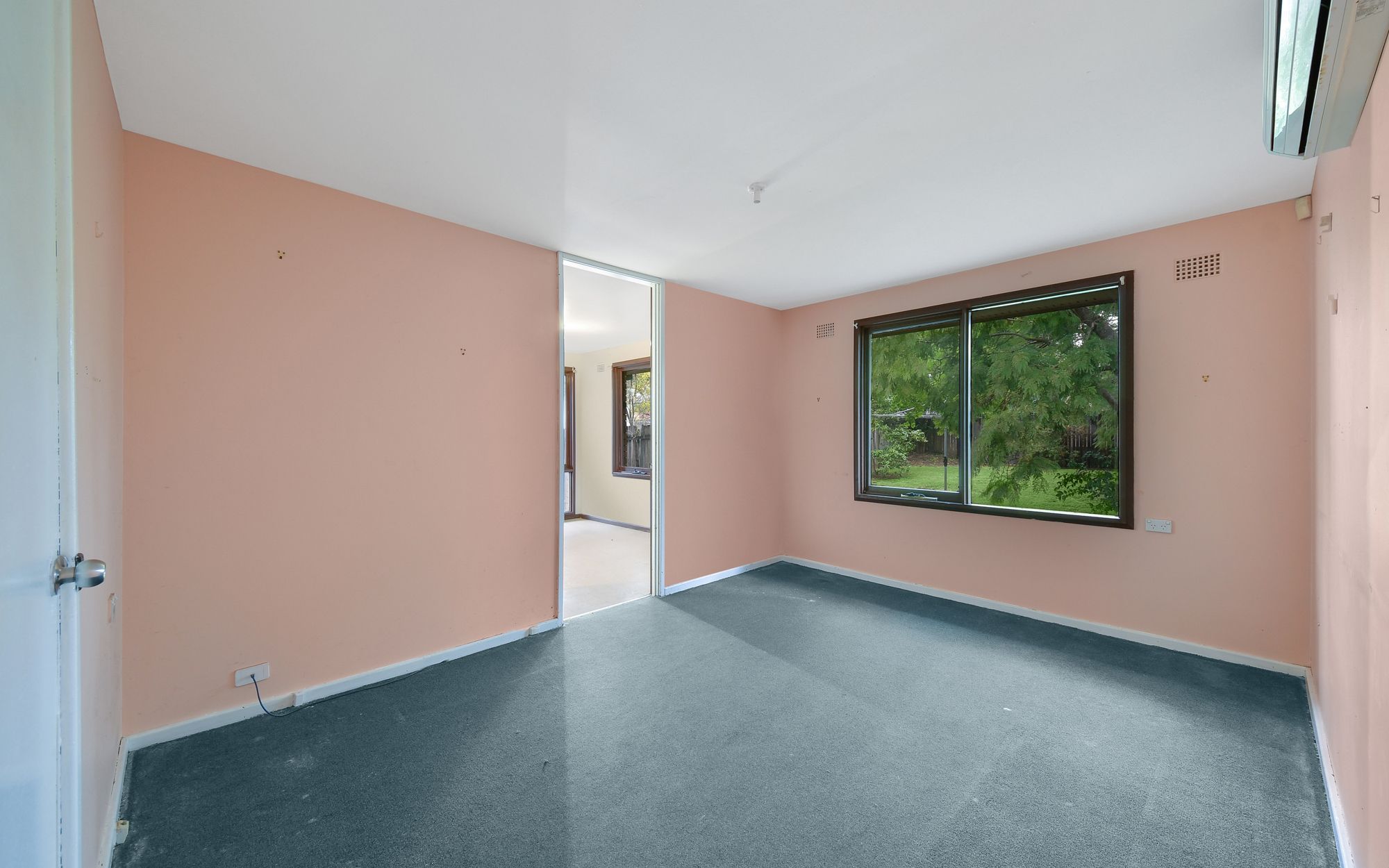 1 Maitland Way, Airds, NSW 2560