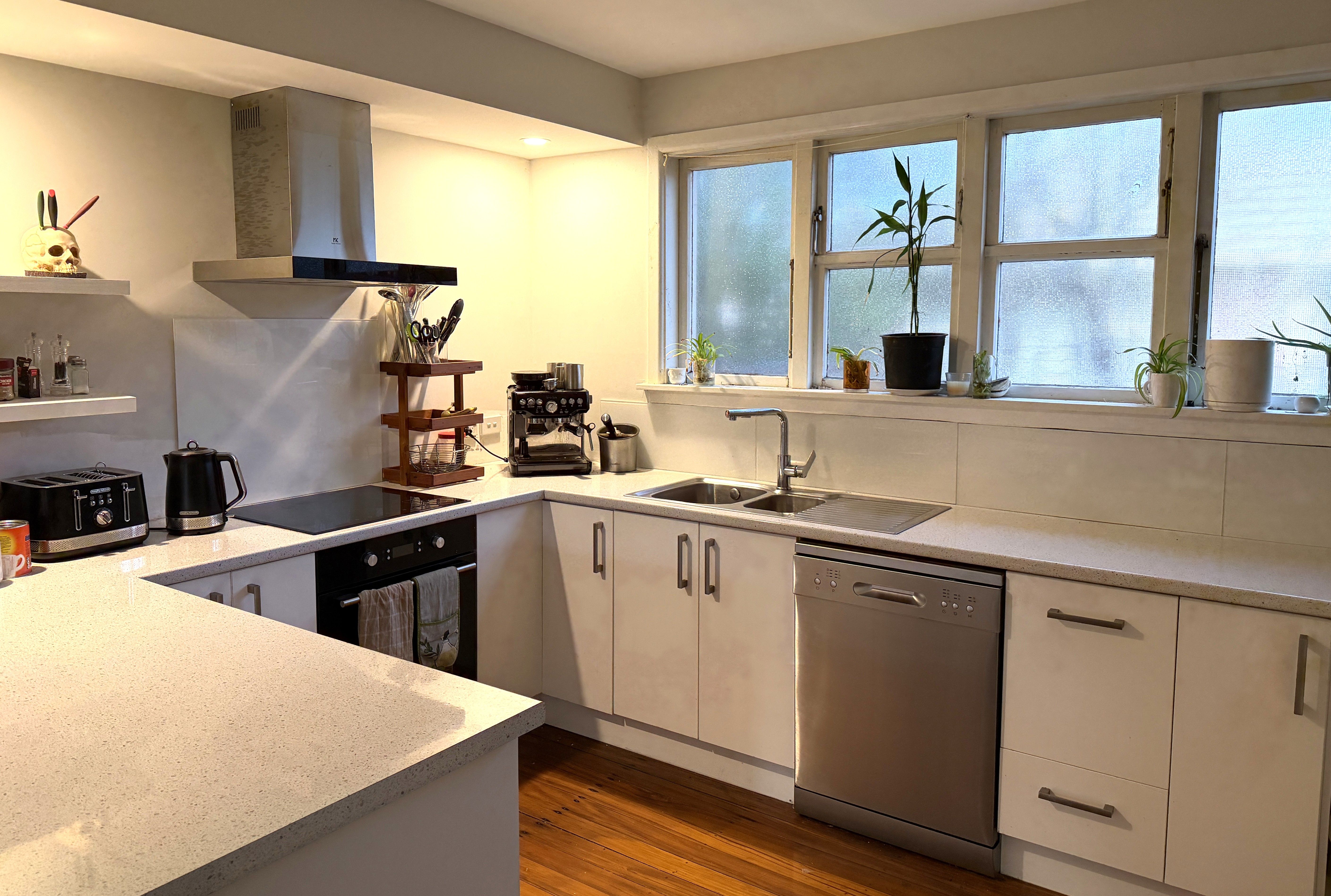 82 Racecourse Road, Sockburn, Christchurch City