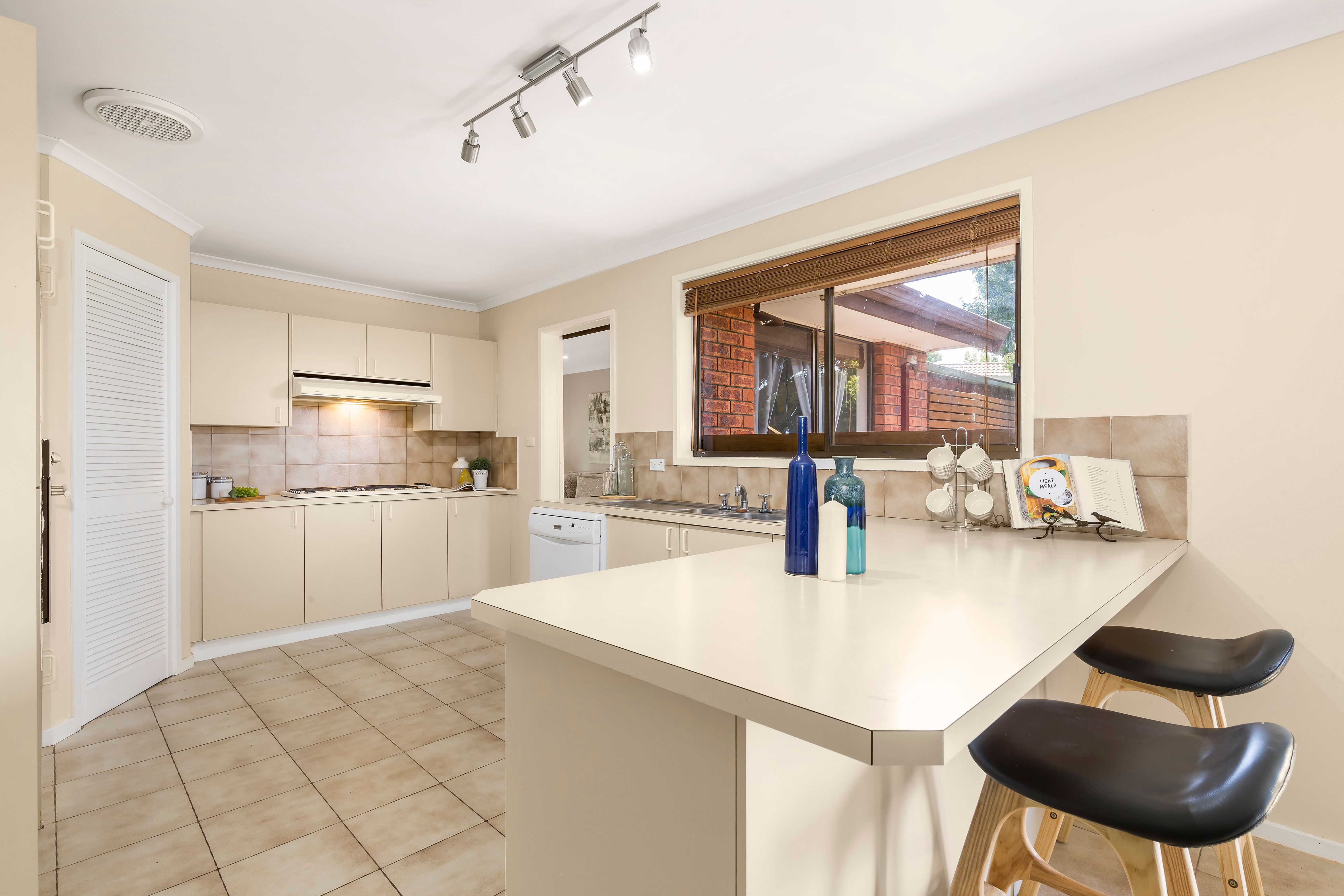 5 Protea Court, Mill Park, VIC 3082