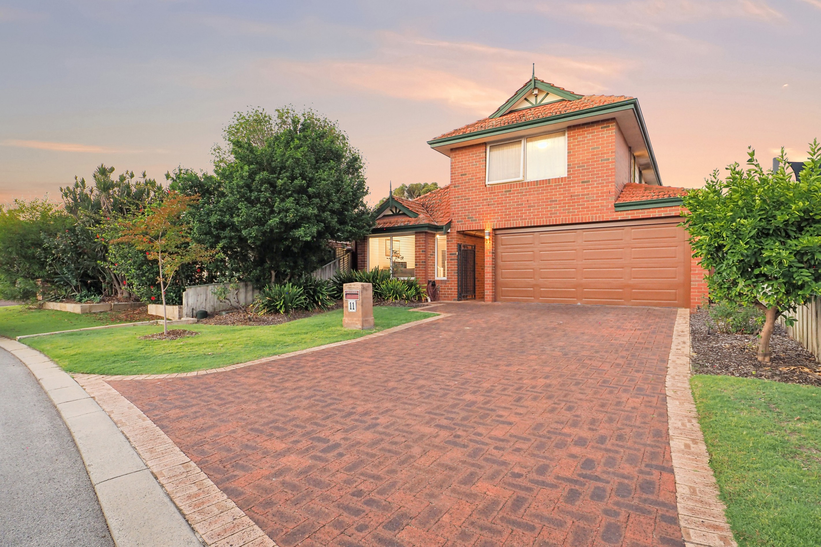 11 Tibradden Circle, Ascot, WA 6104