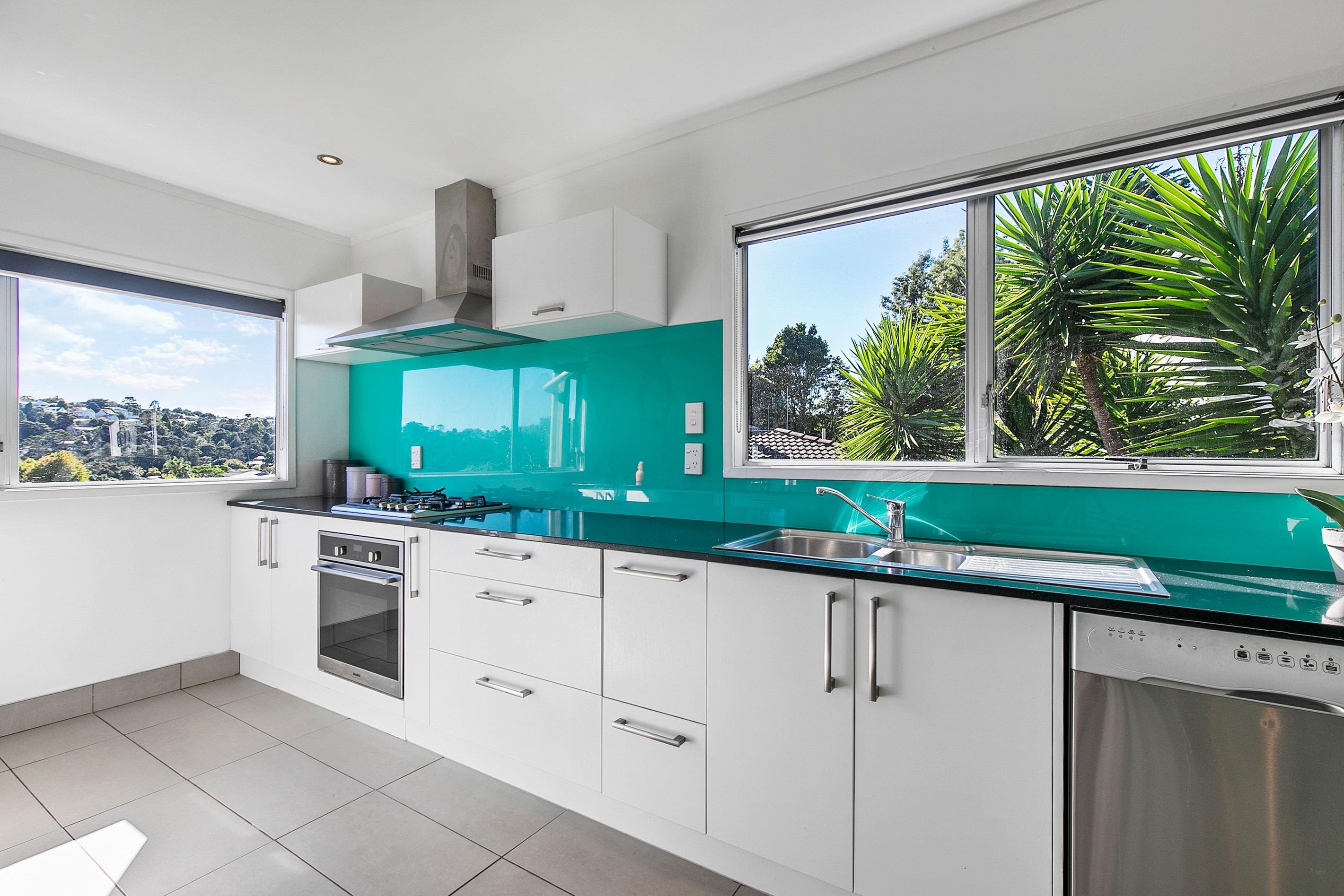 83 Spinella Drive, Glenfield, North Shore City