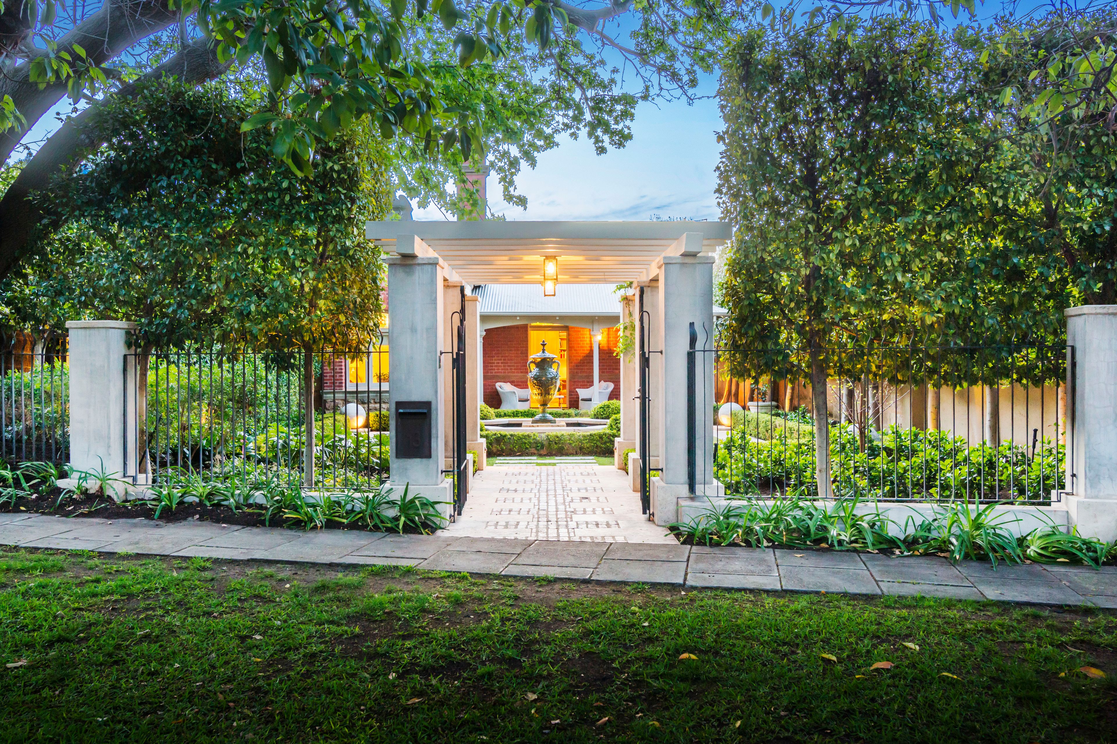 13 Chester Road, Claremont, WA 6010