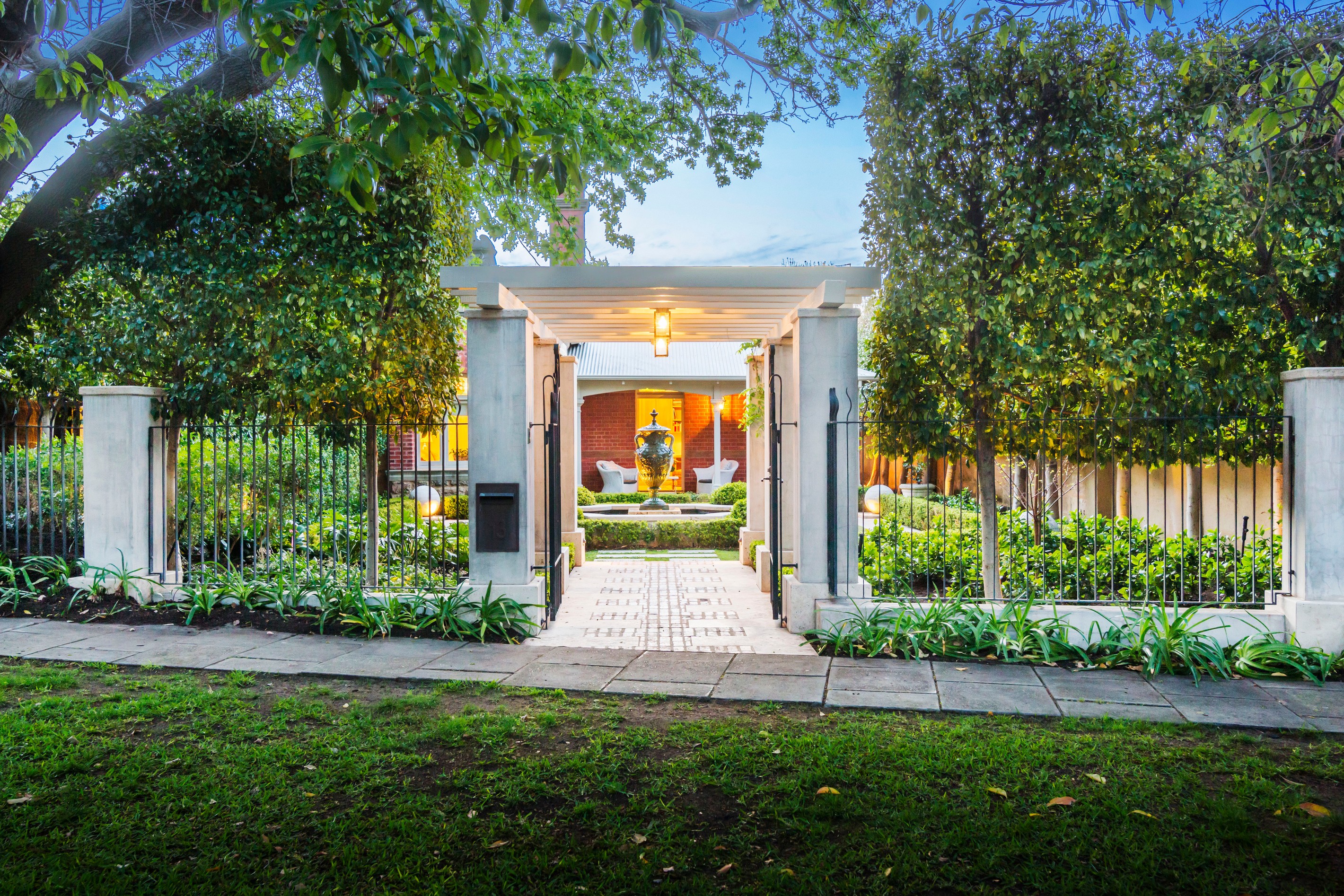 13 Chester Road, Claremont, WA 6010