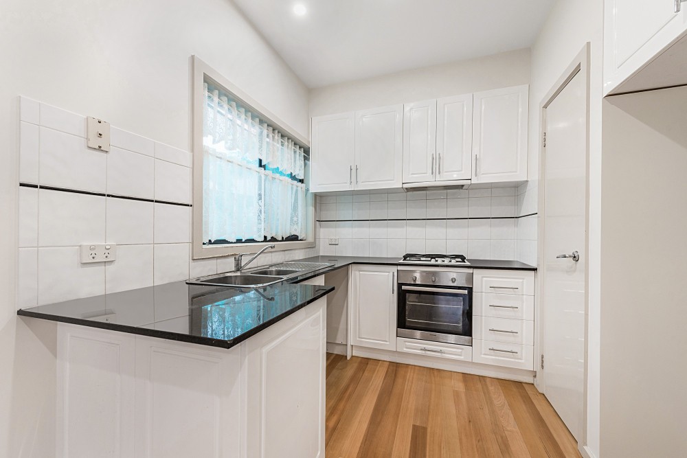 4/15-17 The Mews, Vermont, VIC 3133