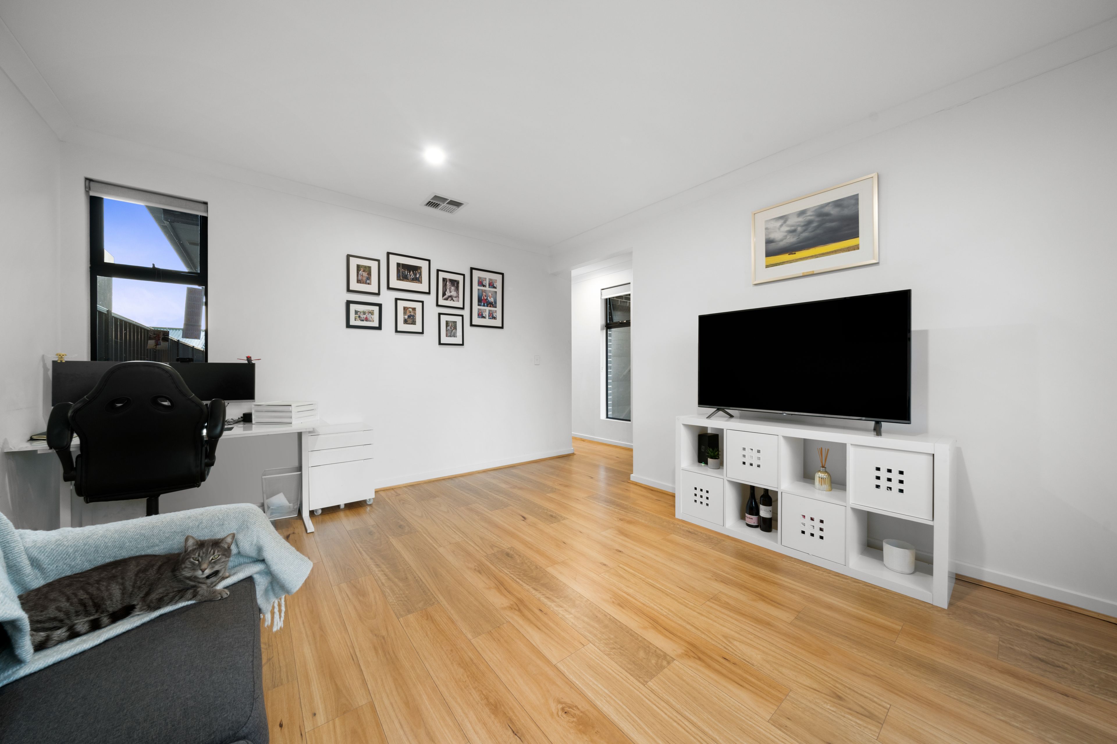 2/34A James Street — photo 4 of 28