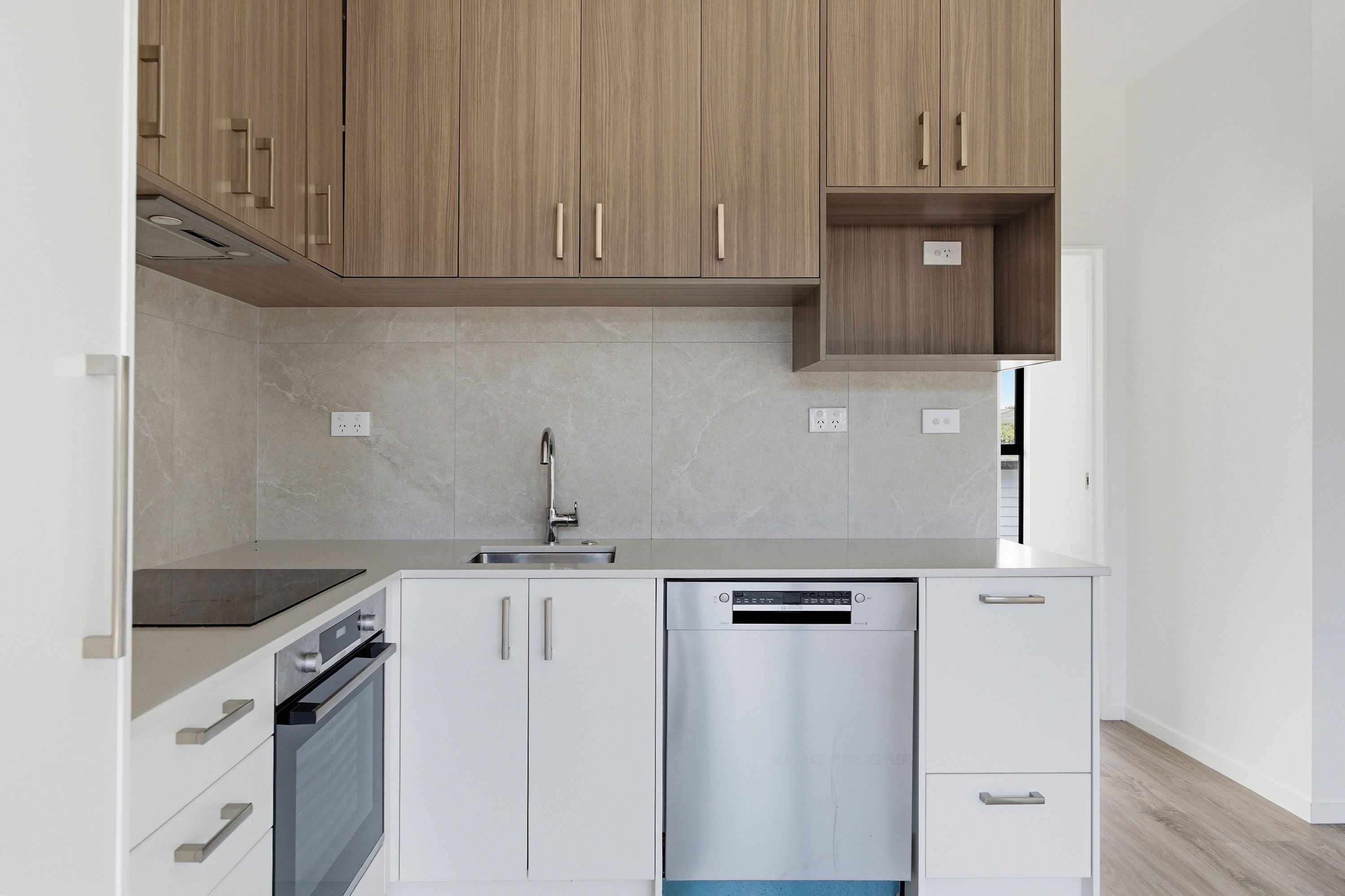 9/233 Great North Road, Henderson, Waitakere City