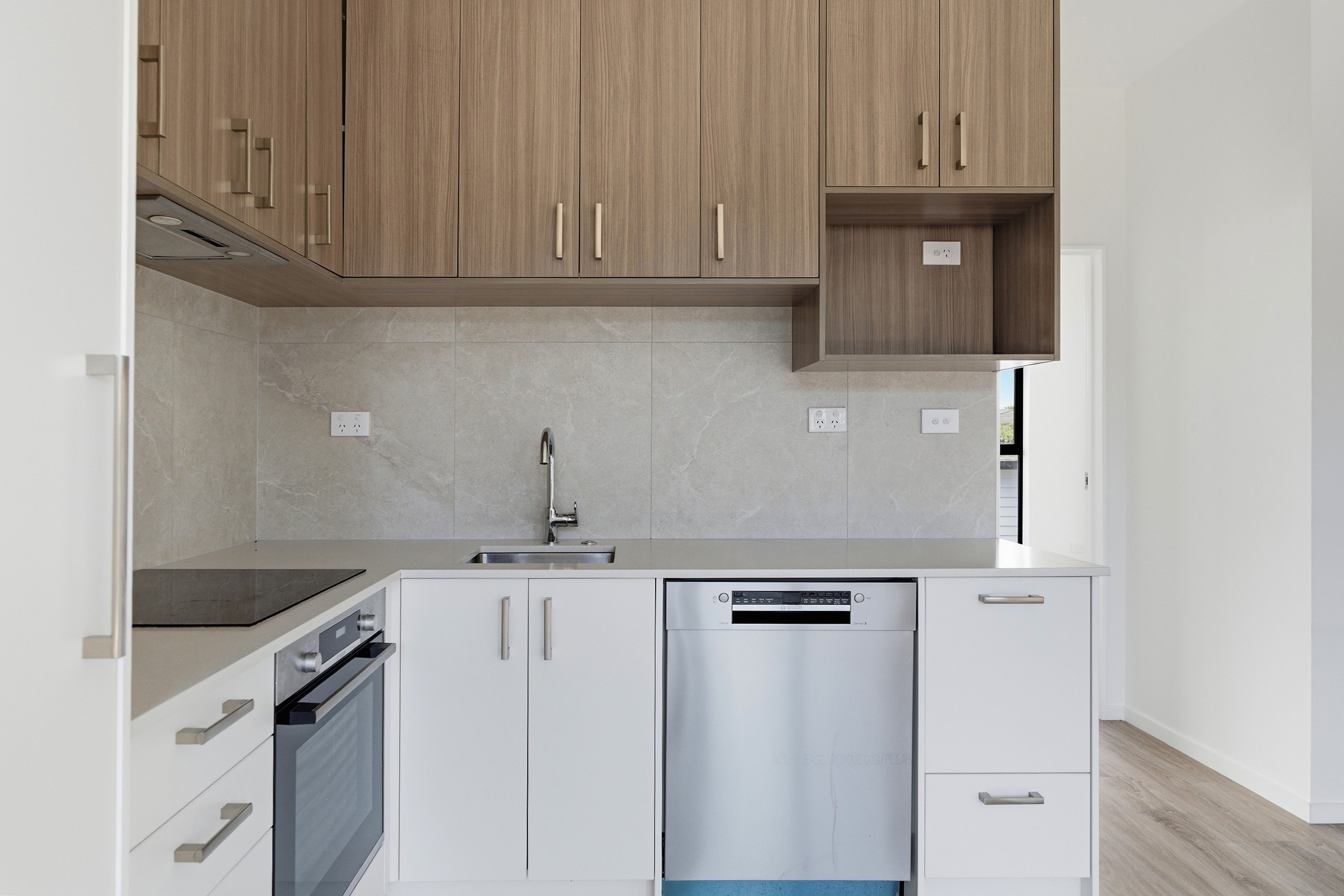 9/233 Great North Road, Henderson, Waitakere City