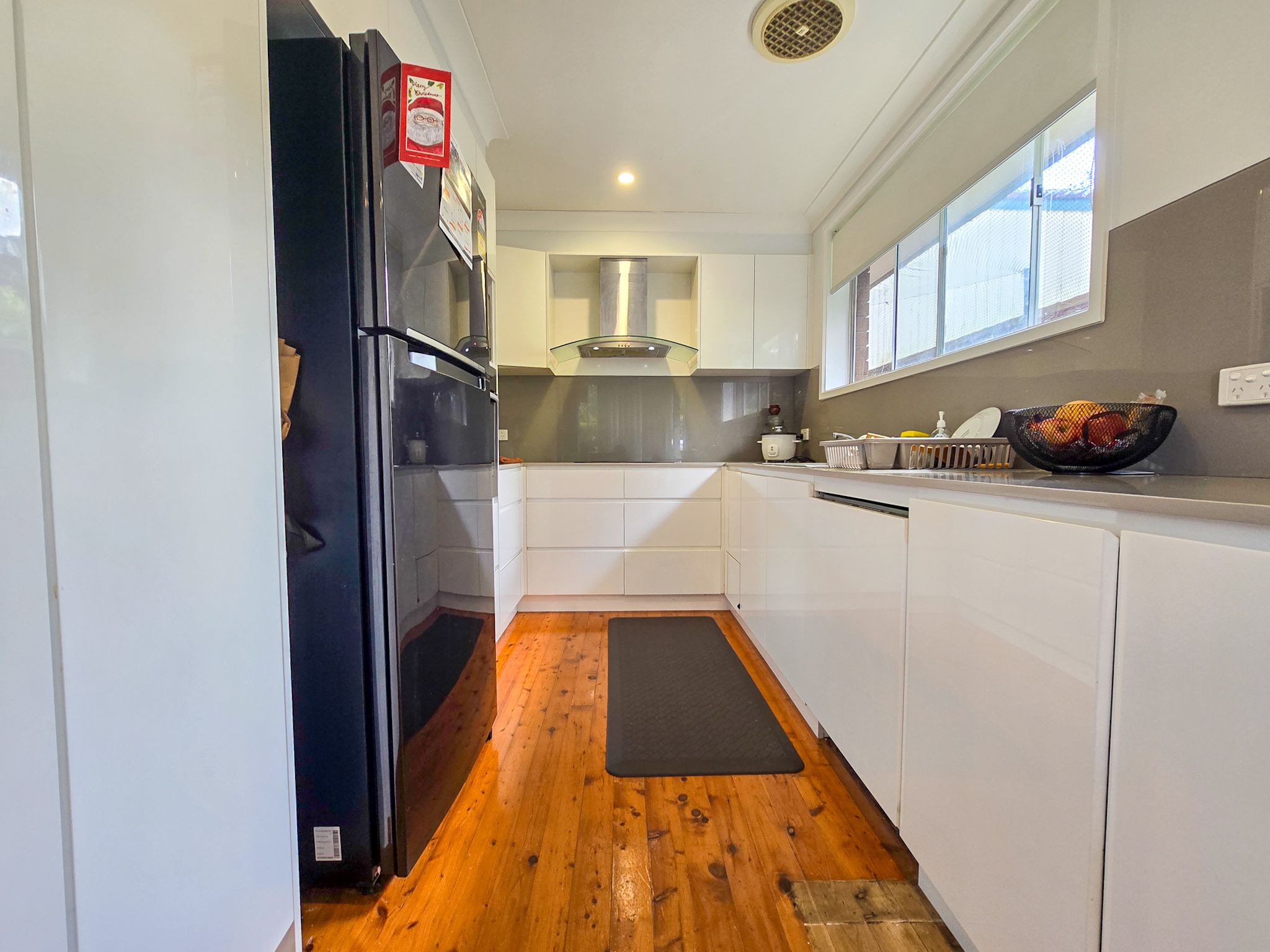 19 Lawson Street, Campbelltown, NSW 2560