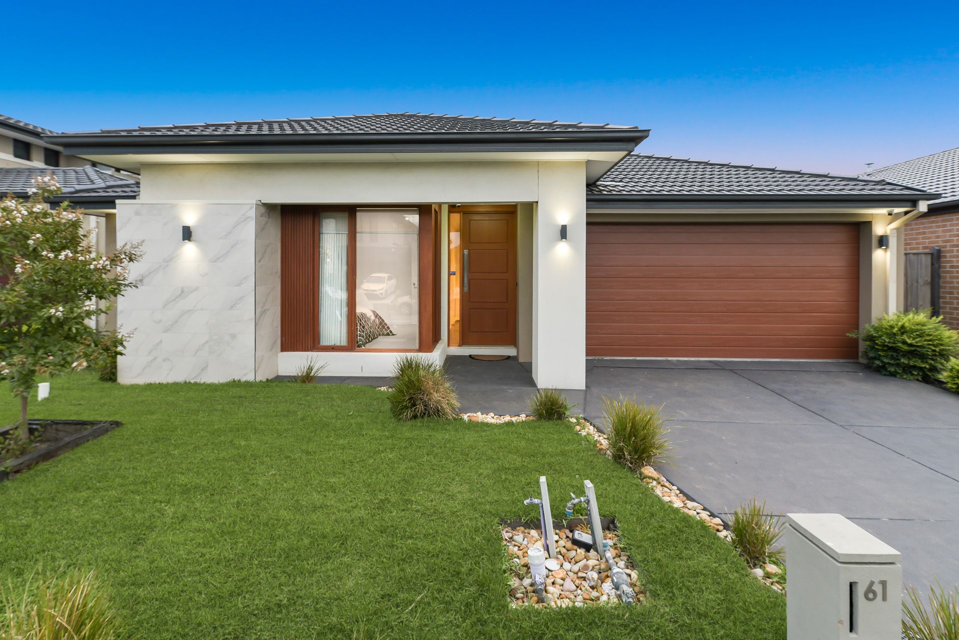 61 Belcam Circuit, Clyde North VIC 3978