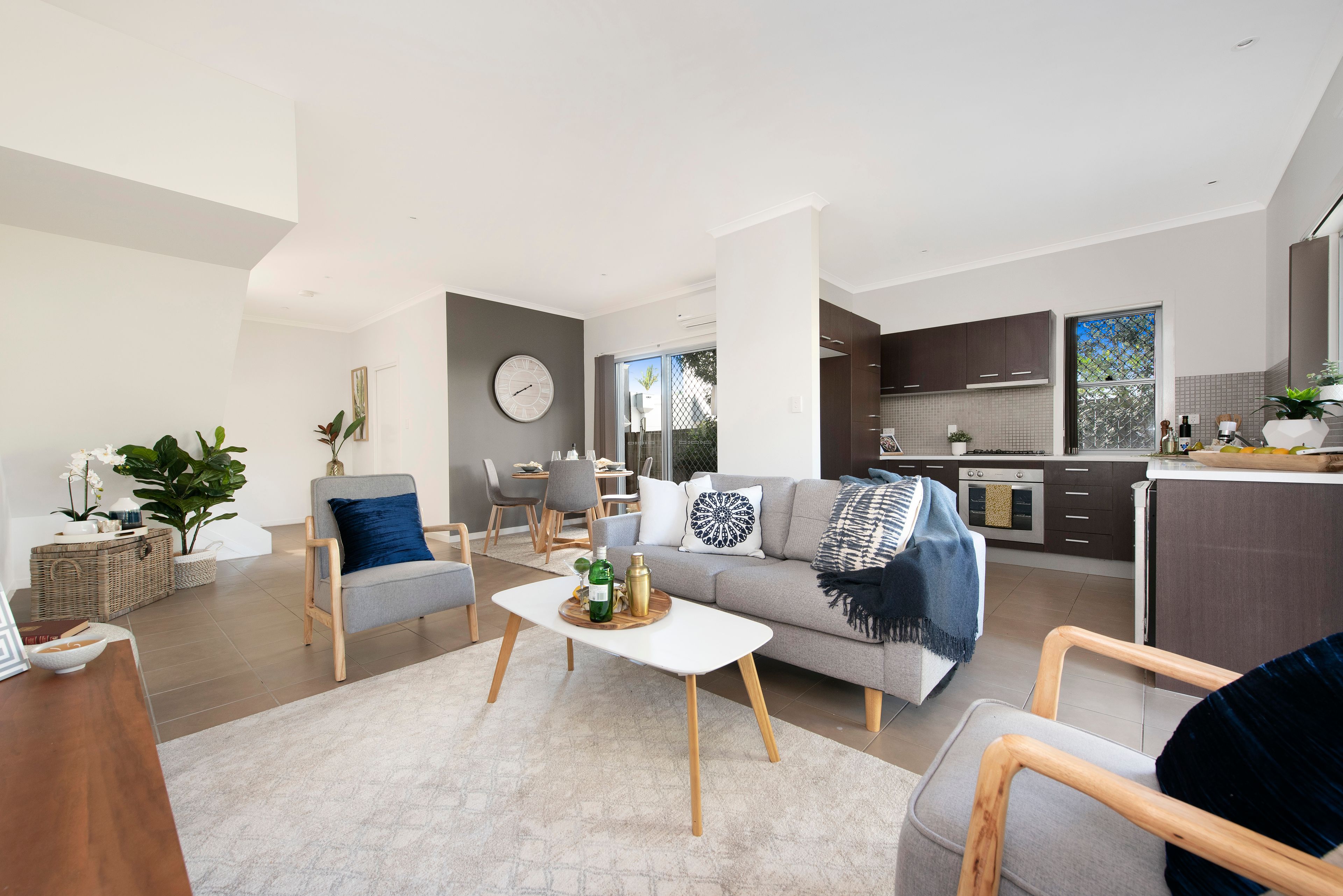 15 Mons Road, Carina Heights QLD 4152