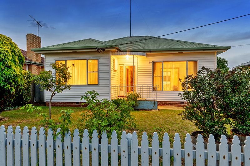 57 Roseneath Street, North Geelong, VIC 3215