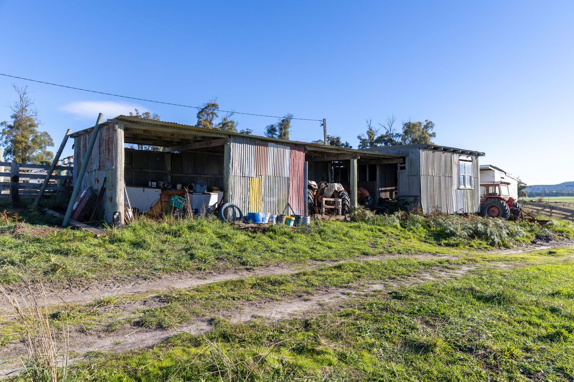 300 Felmingham Road — photo 8 of 30