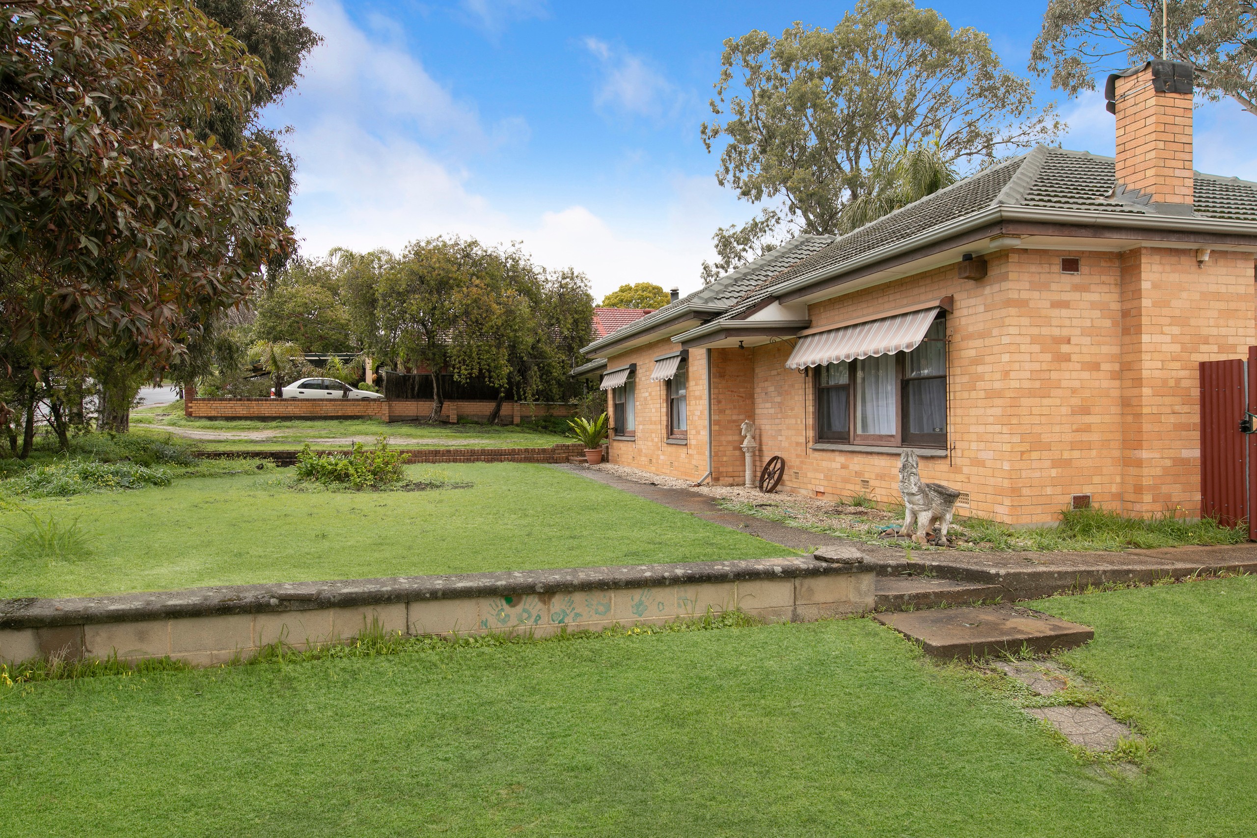 100 Hamilton Road, Fairview Park, SA 5126