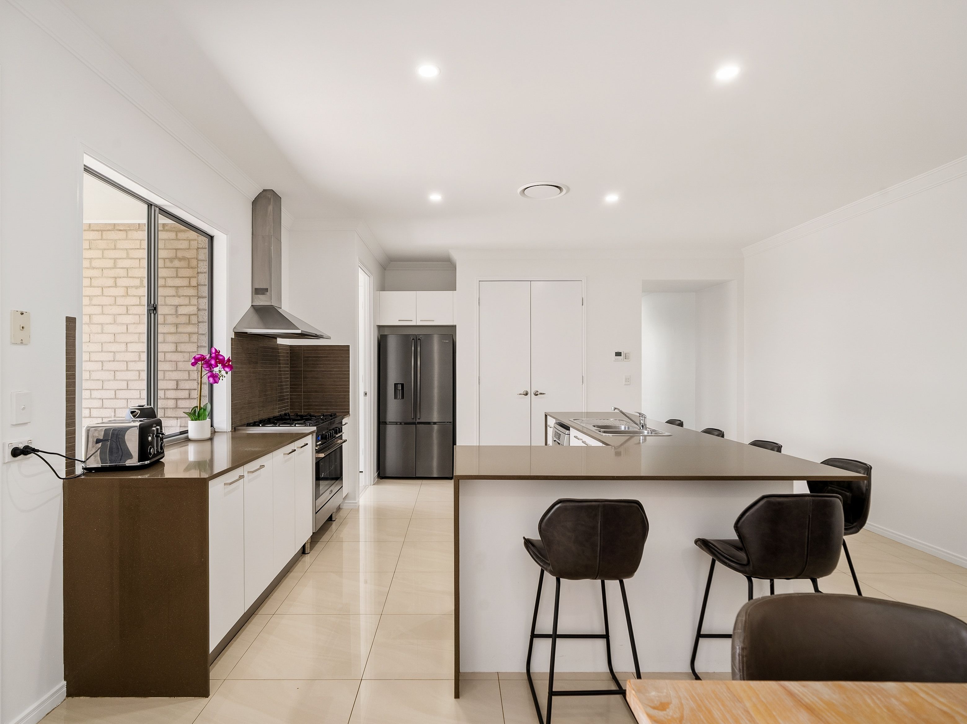 7 Mckavanagh Street — photo 8 of 30