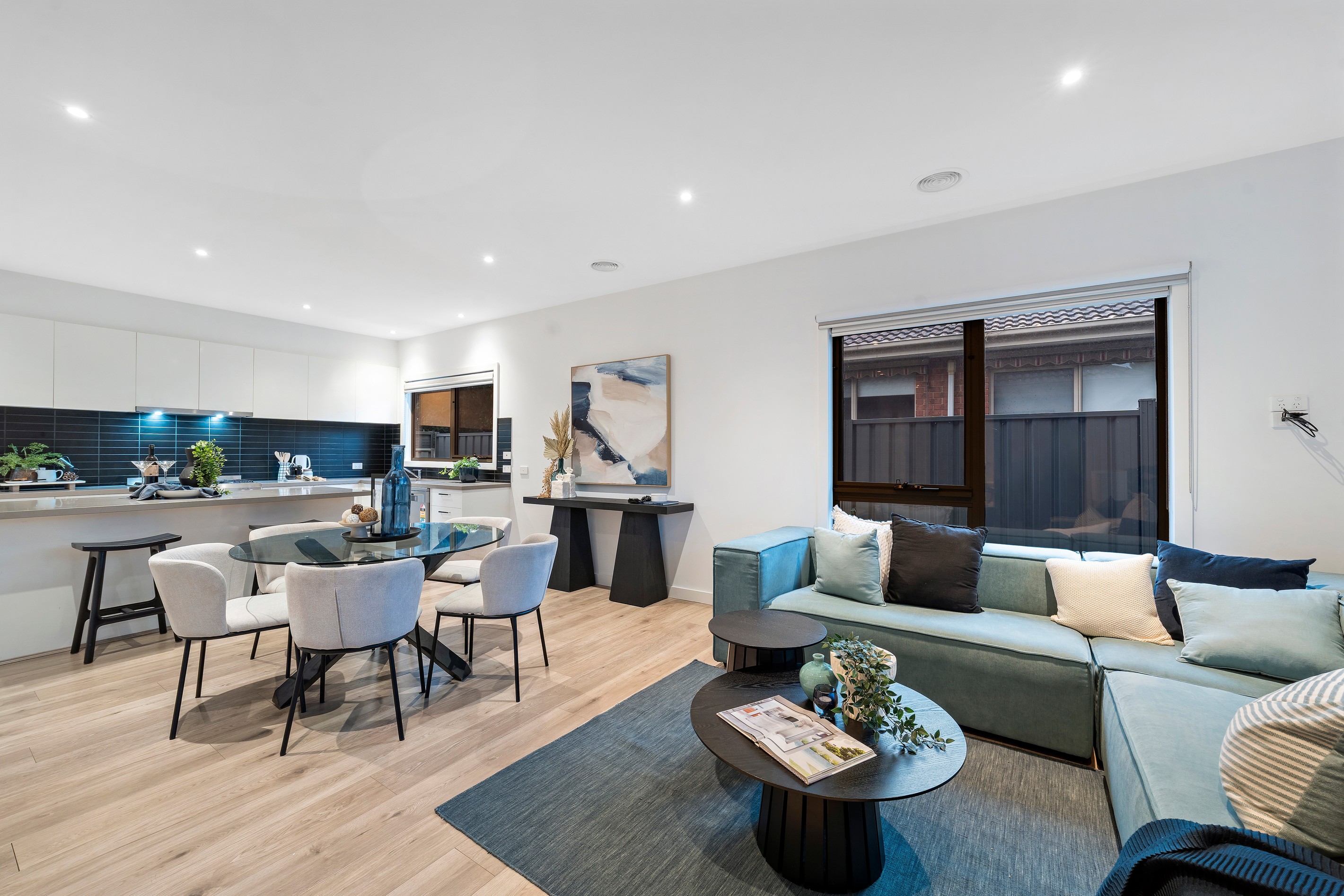 2/87 Rickards Avenue North, Knoxfield, VIC 3180