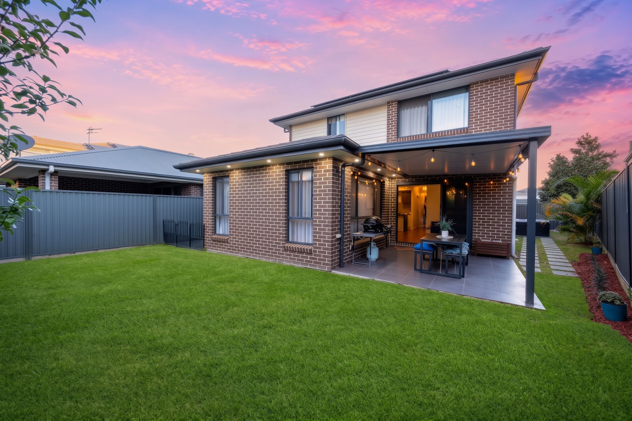 Immaculately Designed, Spacious Family Home on a Generous 416 sqm Block Of Land! — photo 8 of 17