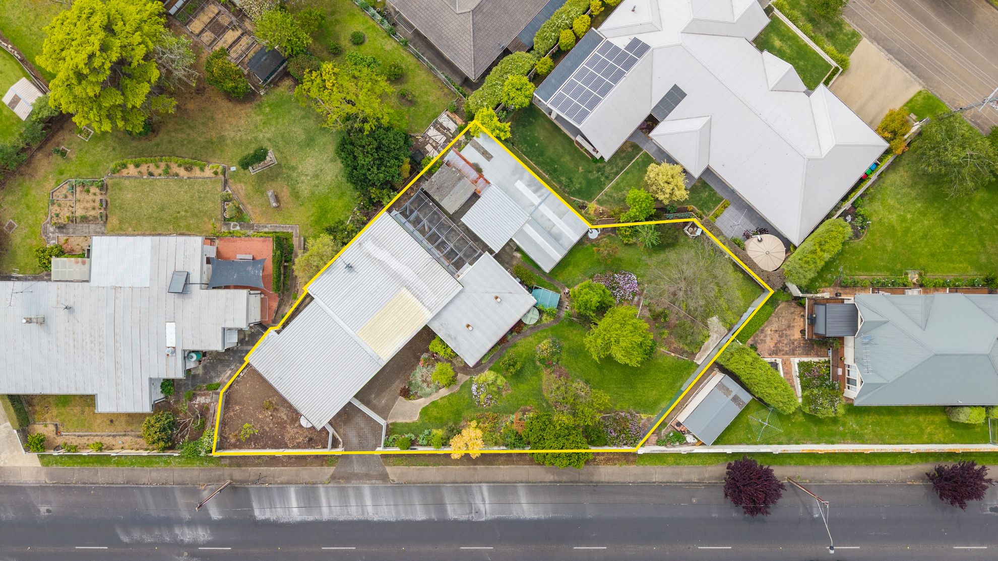 97 Bay Road — photo 15 of 16