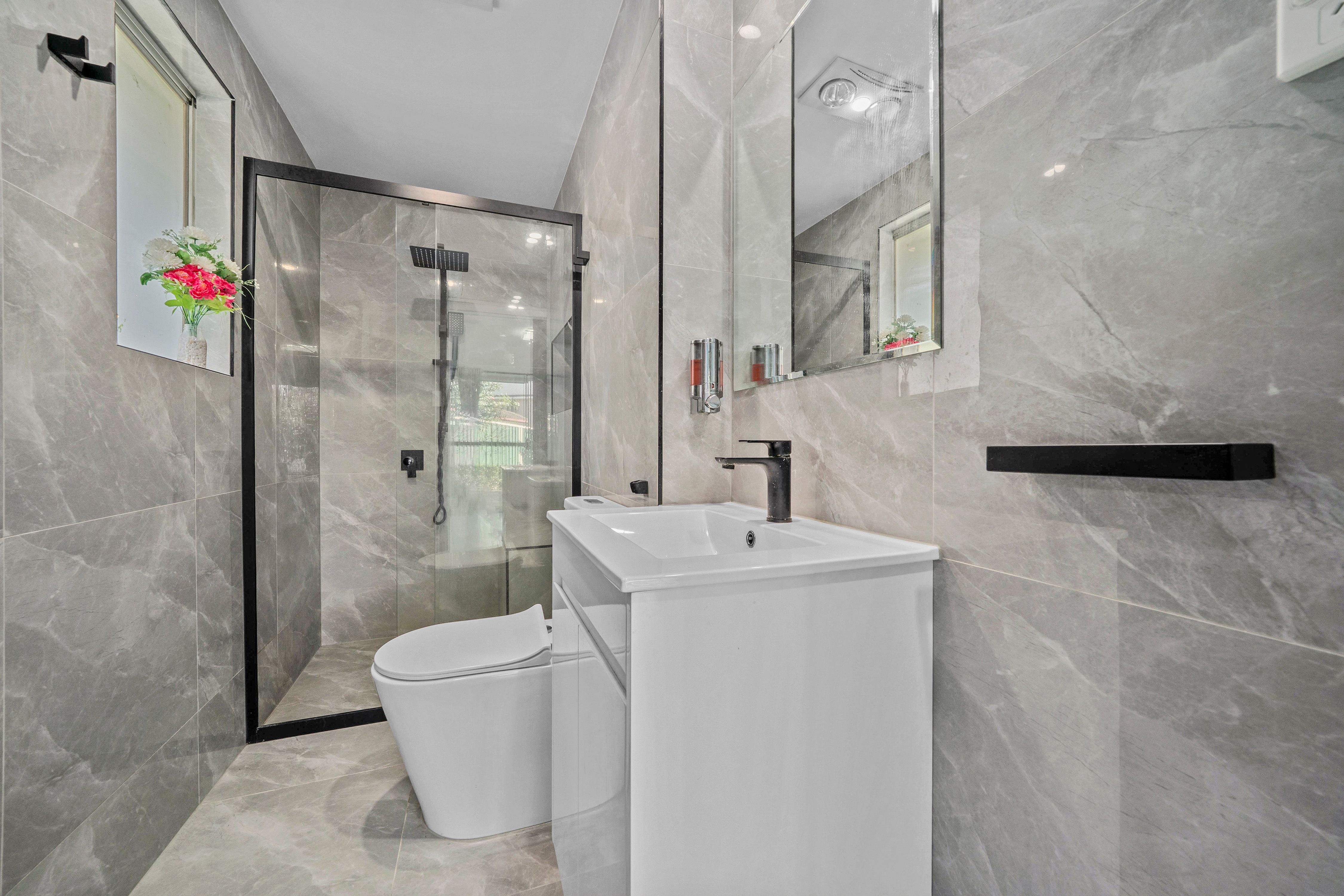 6 Clovertop Place — photo 10 of 17