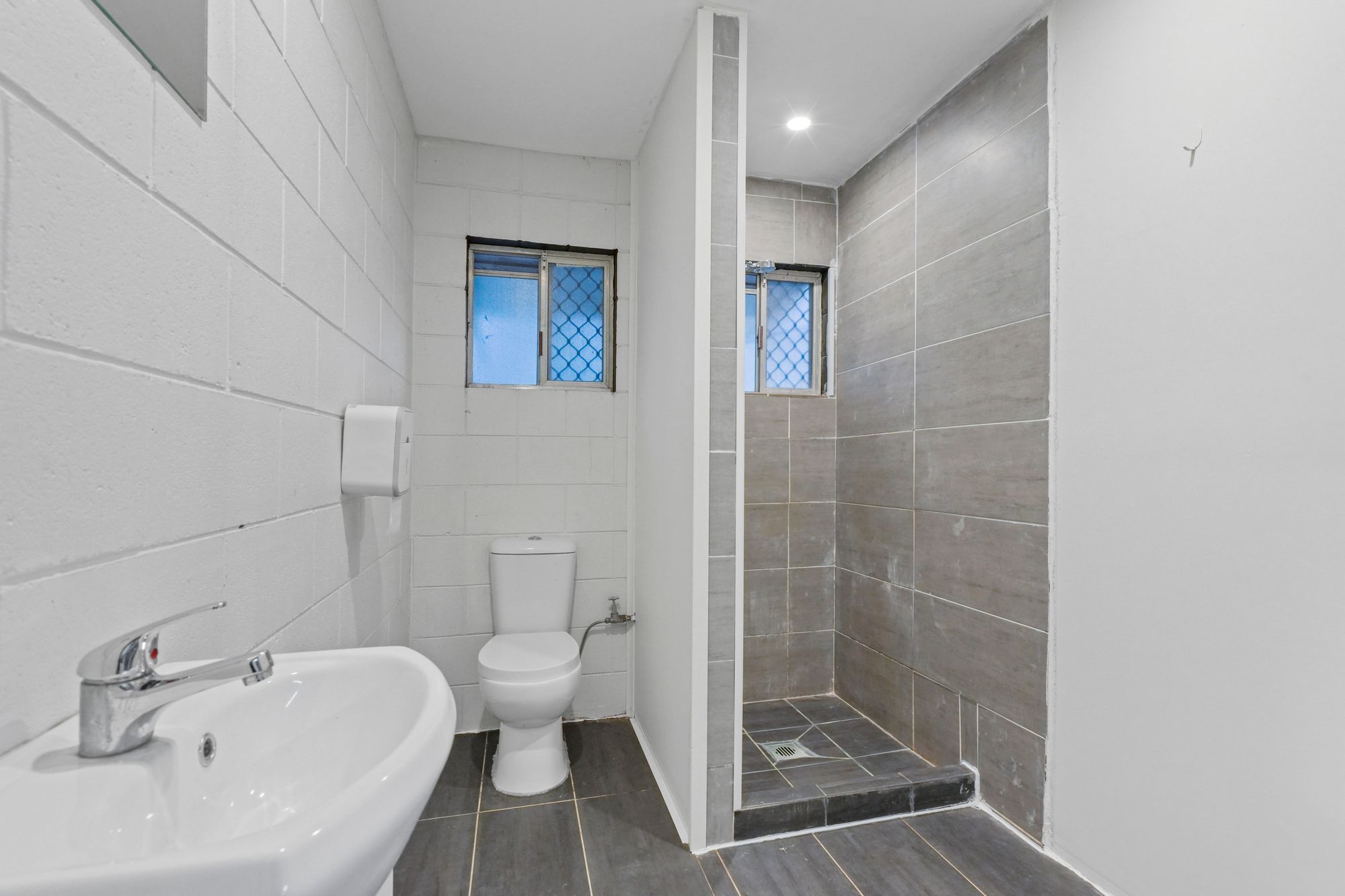 29 Macrae Street — photo 15 of 27