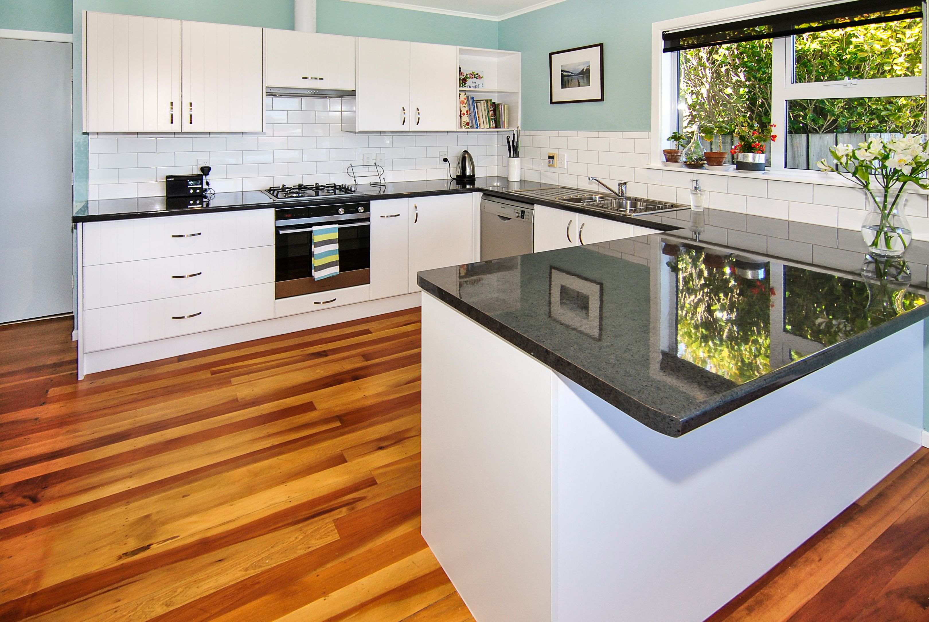 1 Lomond Street, Newlands, Wellington City