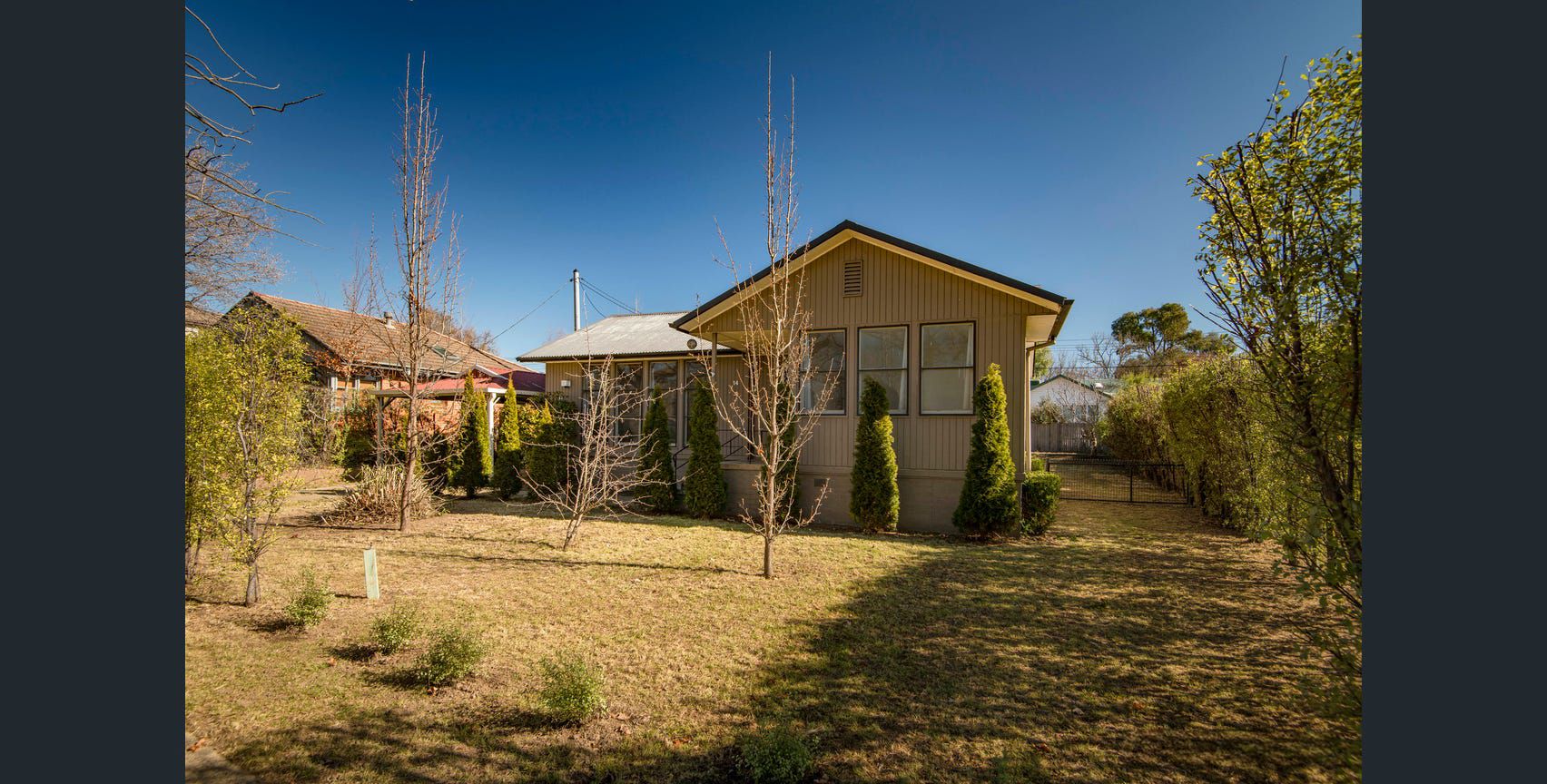 14 Bundeela Street, Narrabundah, ACT 2604