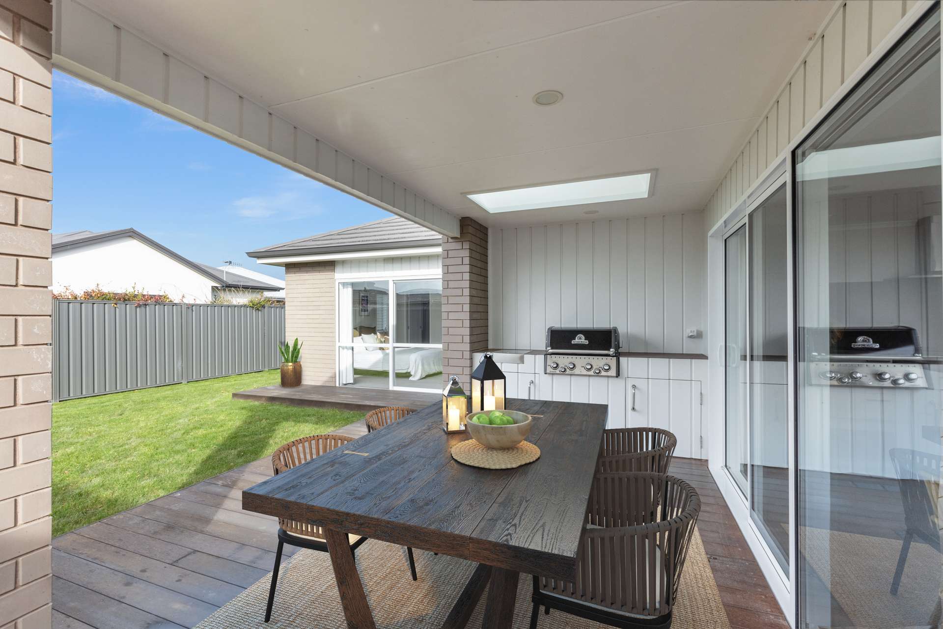 64 Eriksen Road photo 0