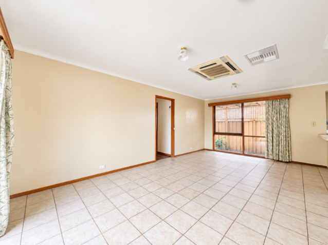 26 Gorton Street — photo 7 of 14