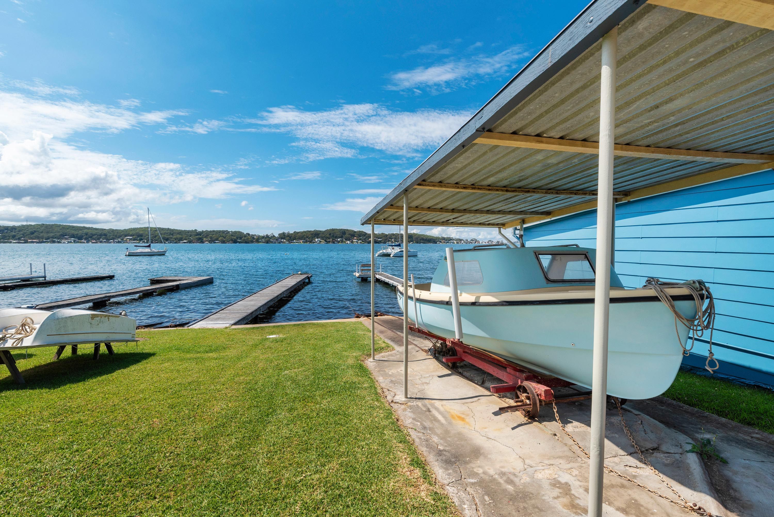 99 Fishing Point Road, Fishing Point, NSW 2283
