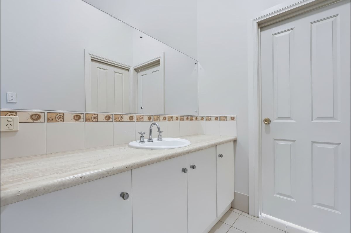 12 Springfield Court — photo 10 of 22