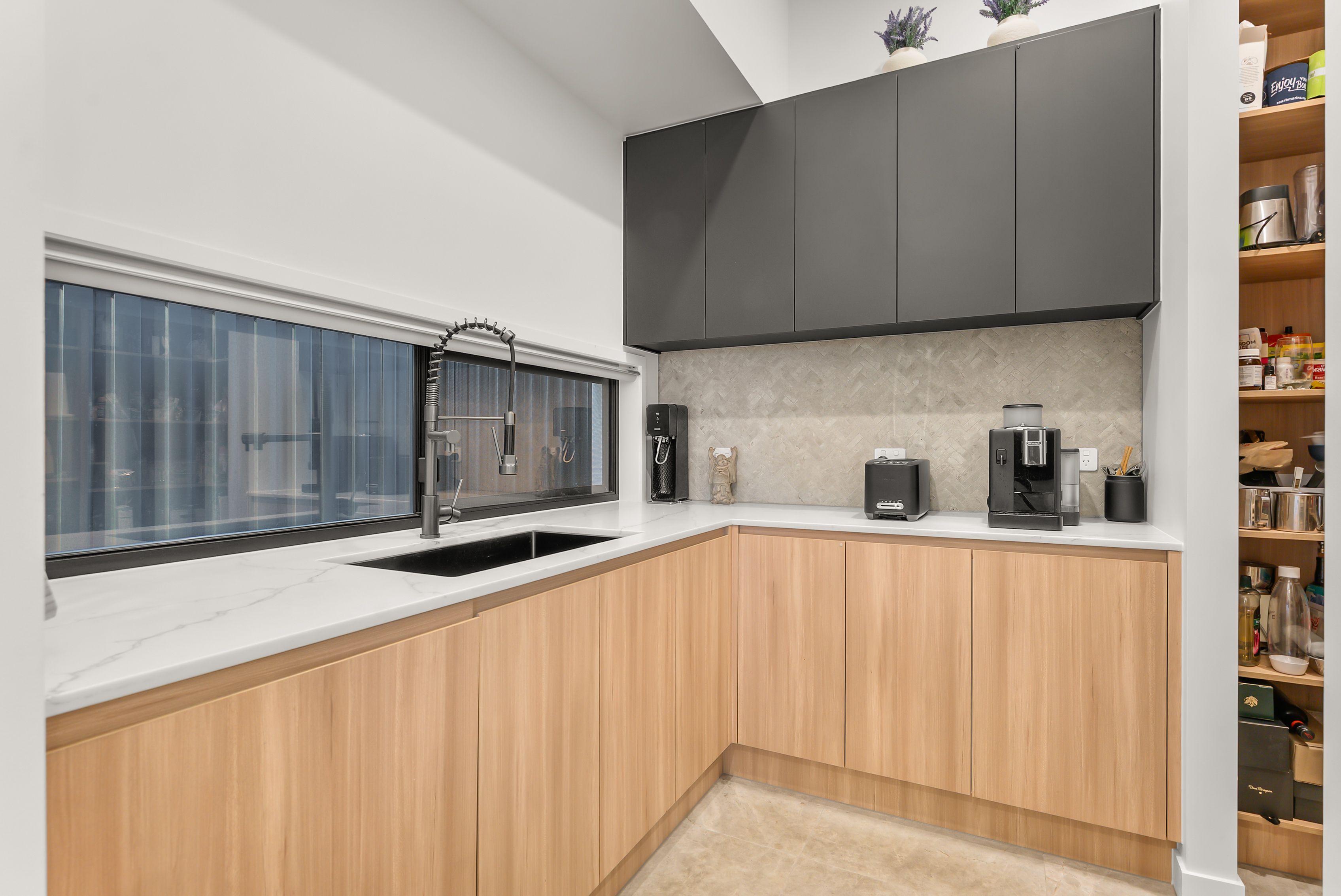 95 Aqua Street — photo 8 of 30