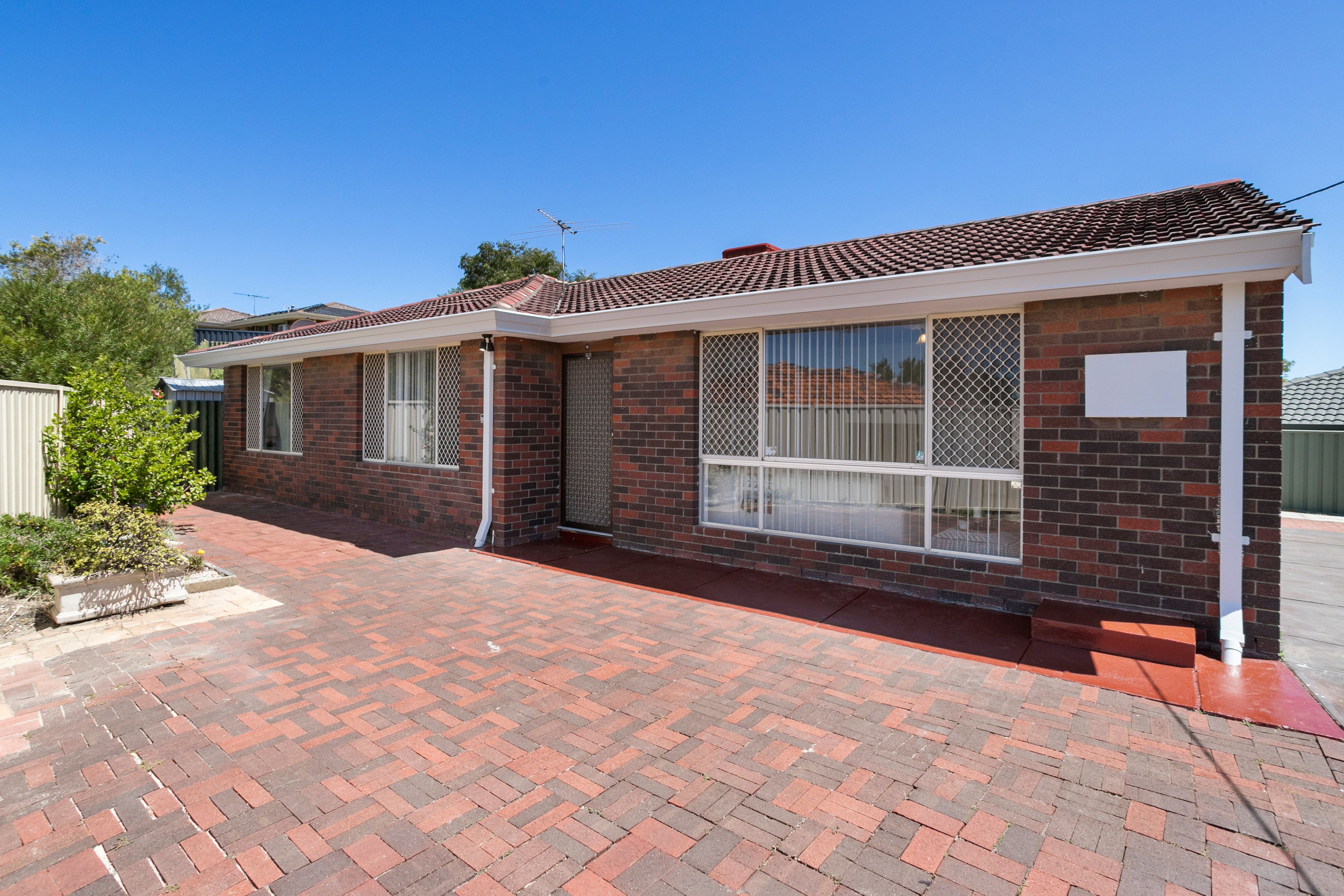 181 Bridgewater Drive, Kallaroo, WA 6025