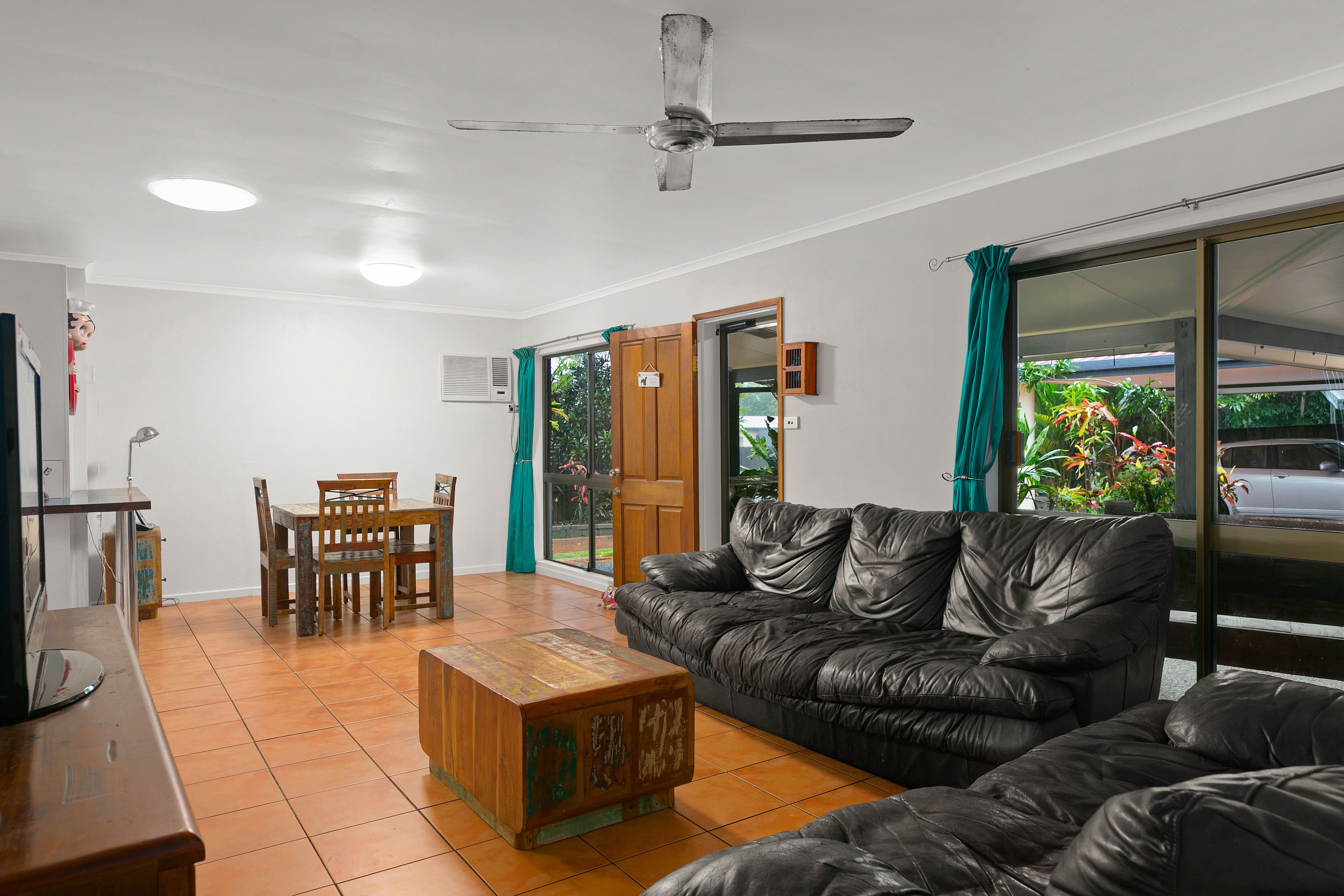 154 Trinity Beach Road, Trinity Beach, QLD 4879