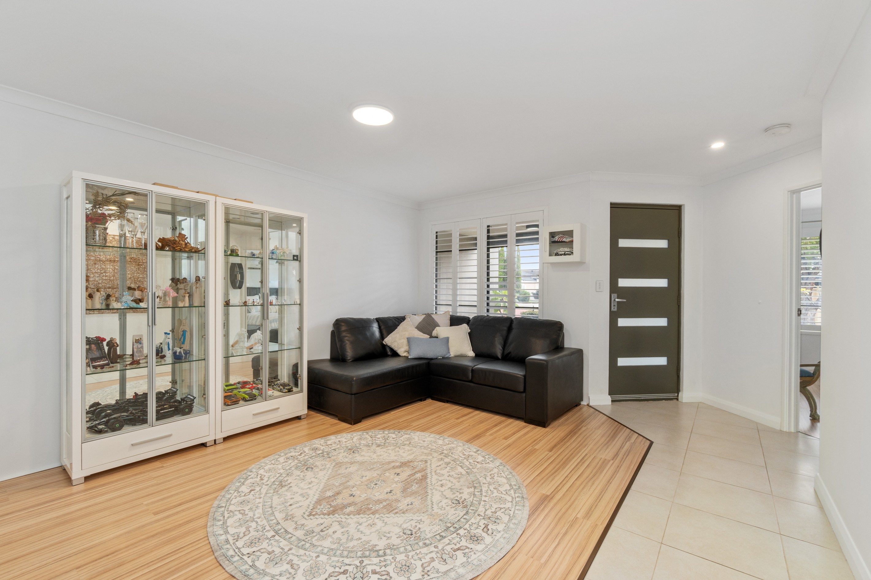 45 Whimbrel Parade, Bennett Springs, WA 6063