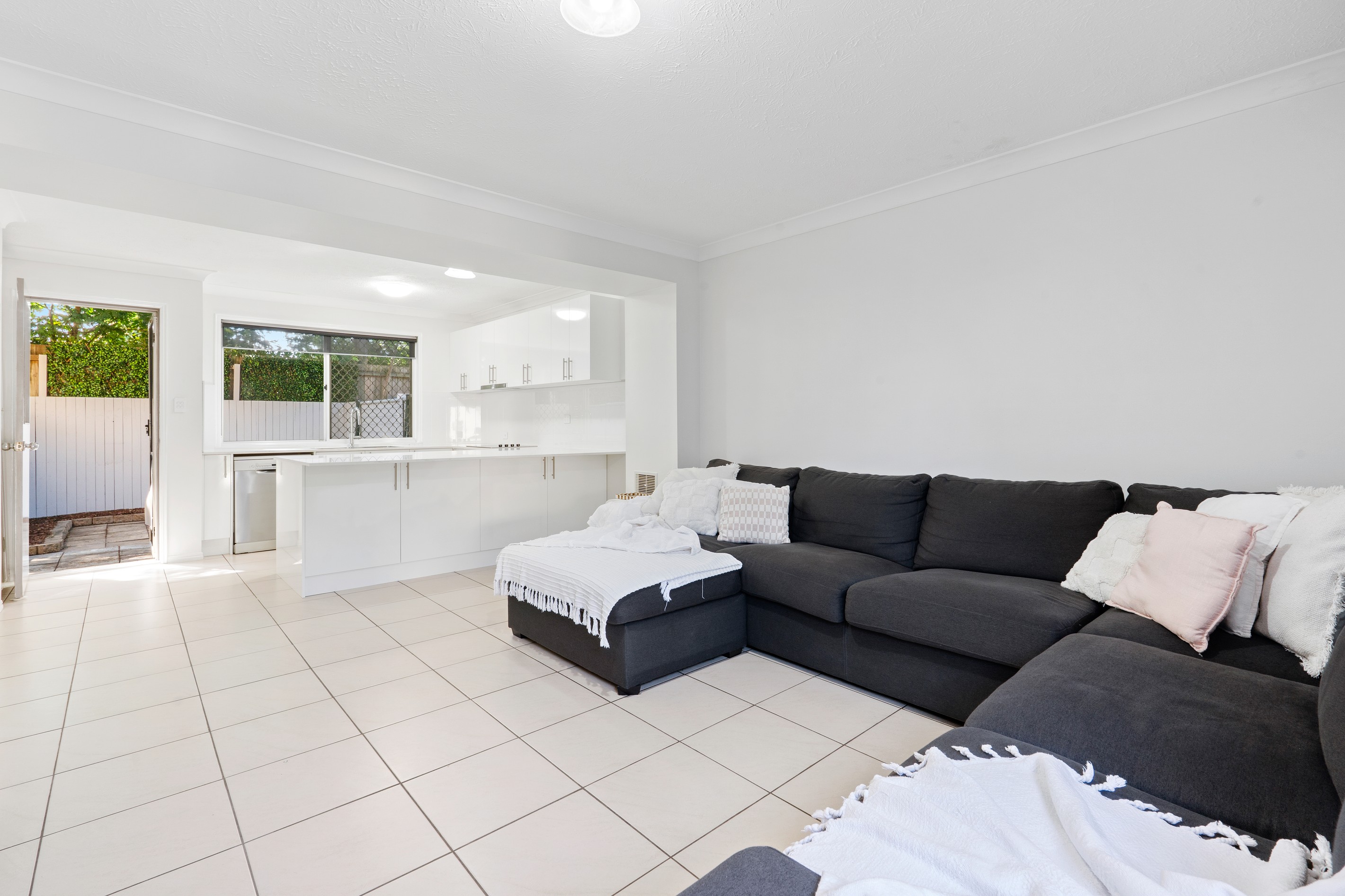 49/215 Cottesloe Drive, Mermaid Waters, QLD 4218