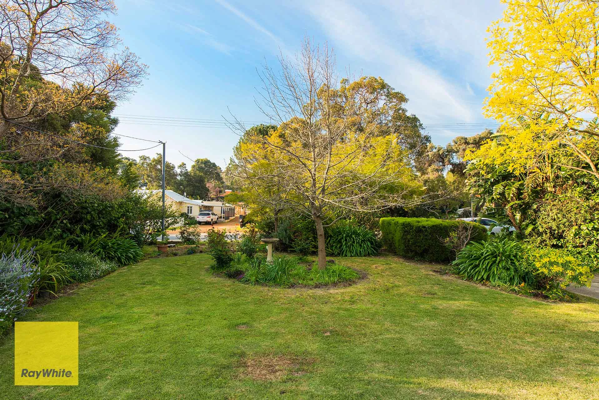 11 Traylen Road, Kalamunda, WA 6076