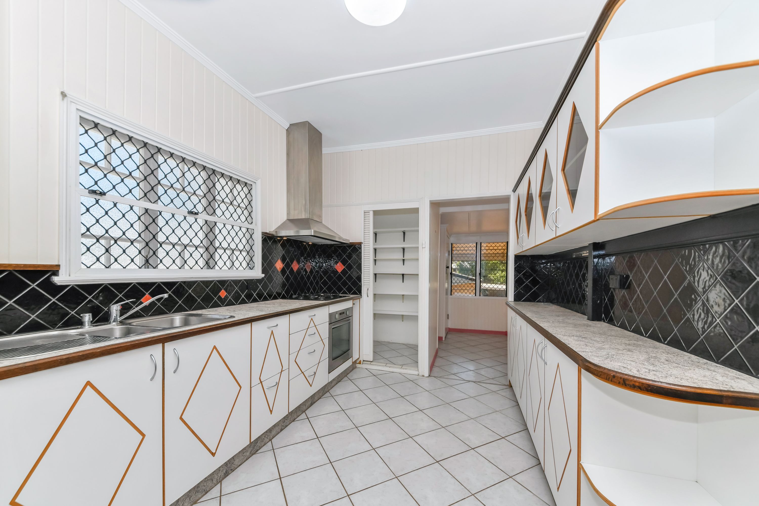 72 Halstead Street, Gulliver, QLD 4812