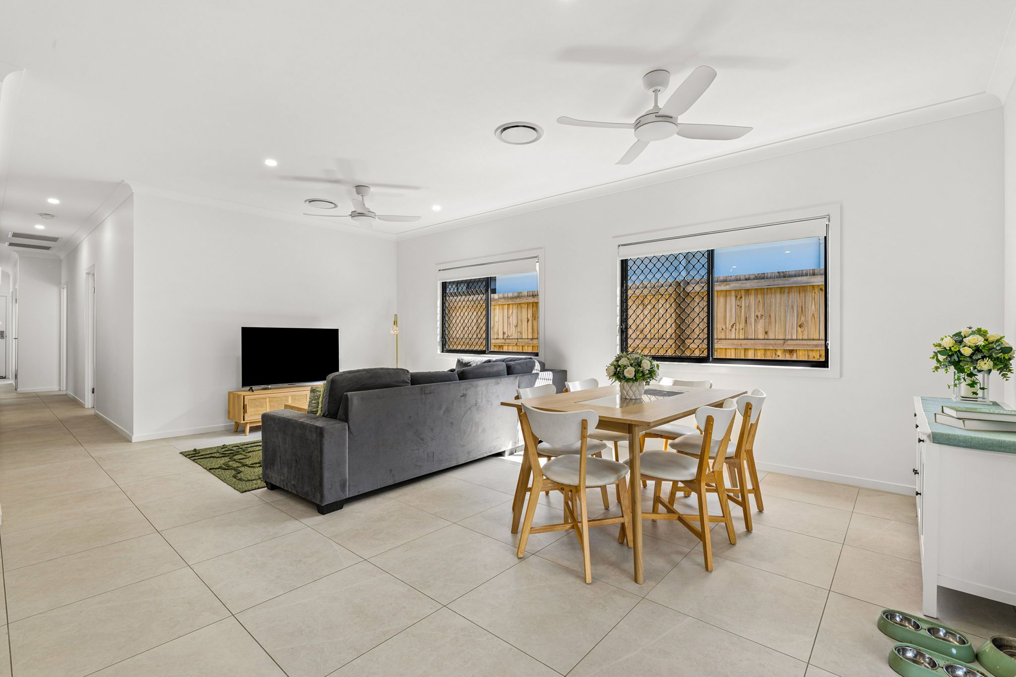 27 Brookview Place — photo 5 of 14
