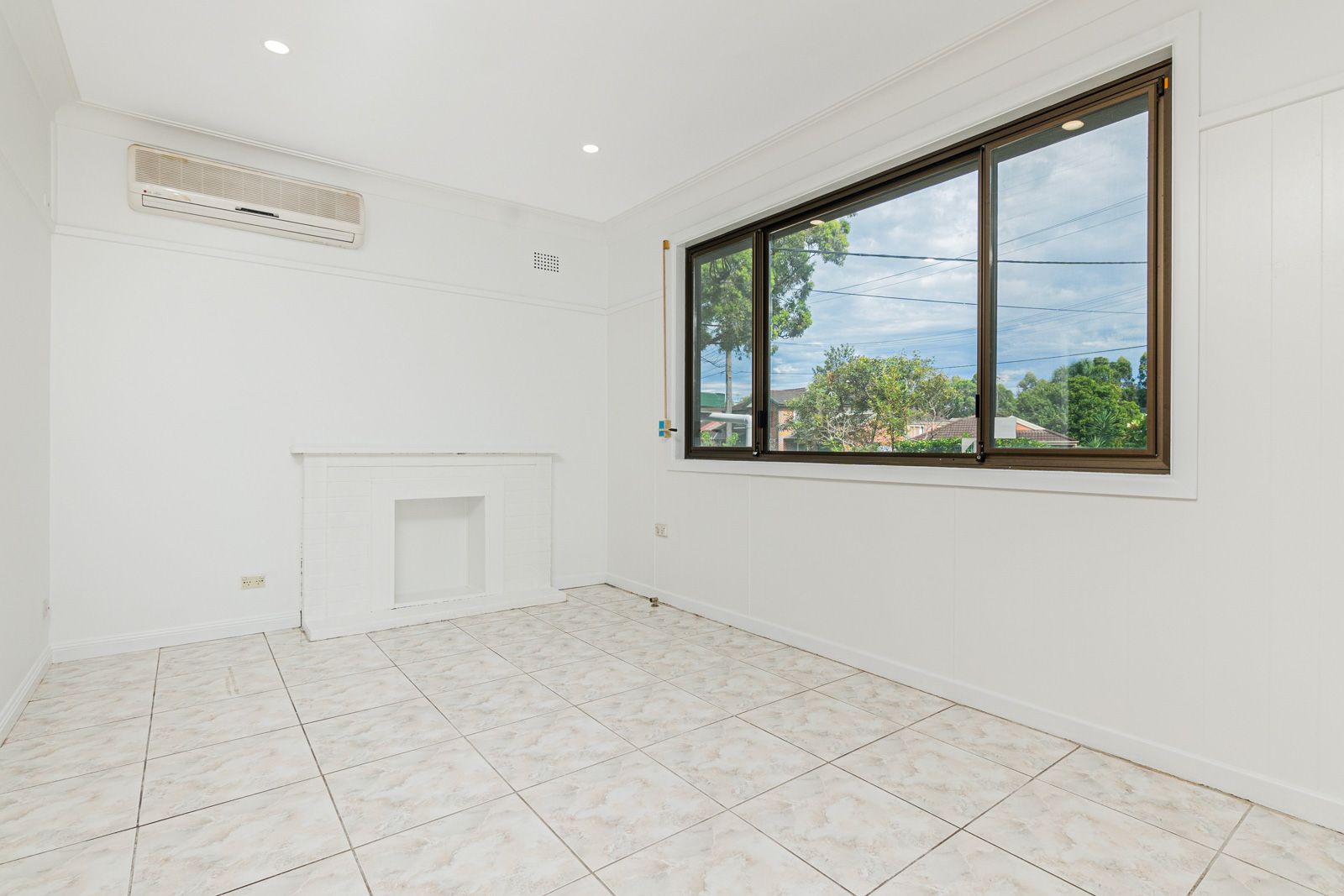 20 Seventh Avenue, Seven Hills, NSW 2147