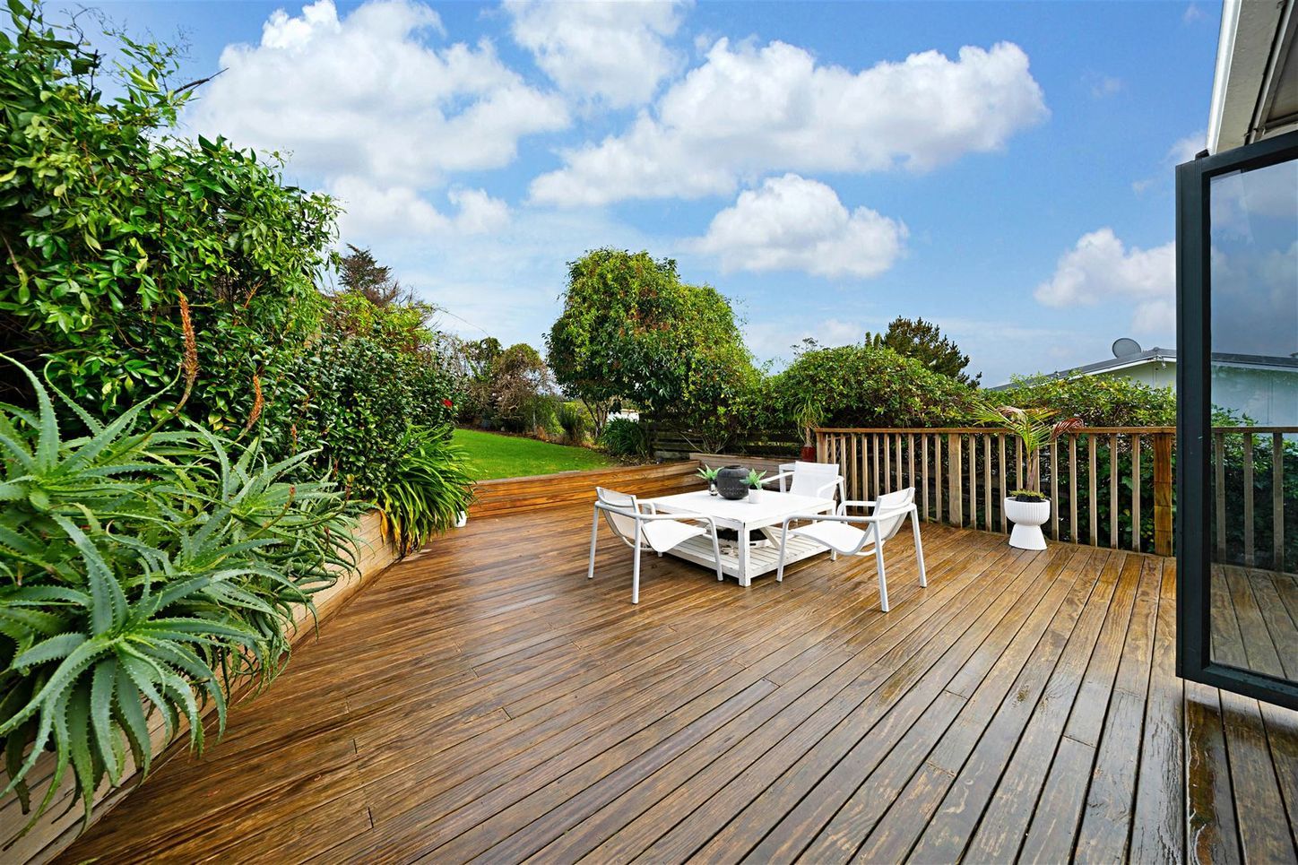 13 Pine Avenue, Henderson, Waitakere City