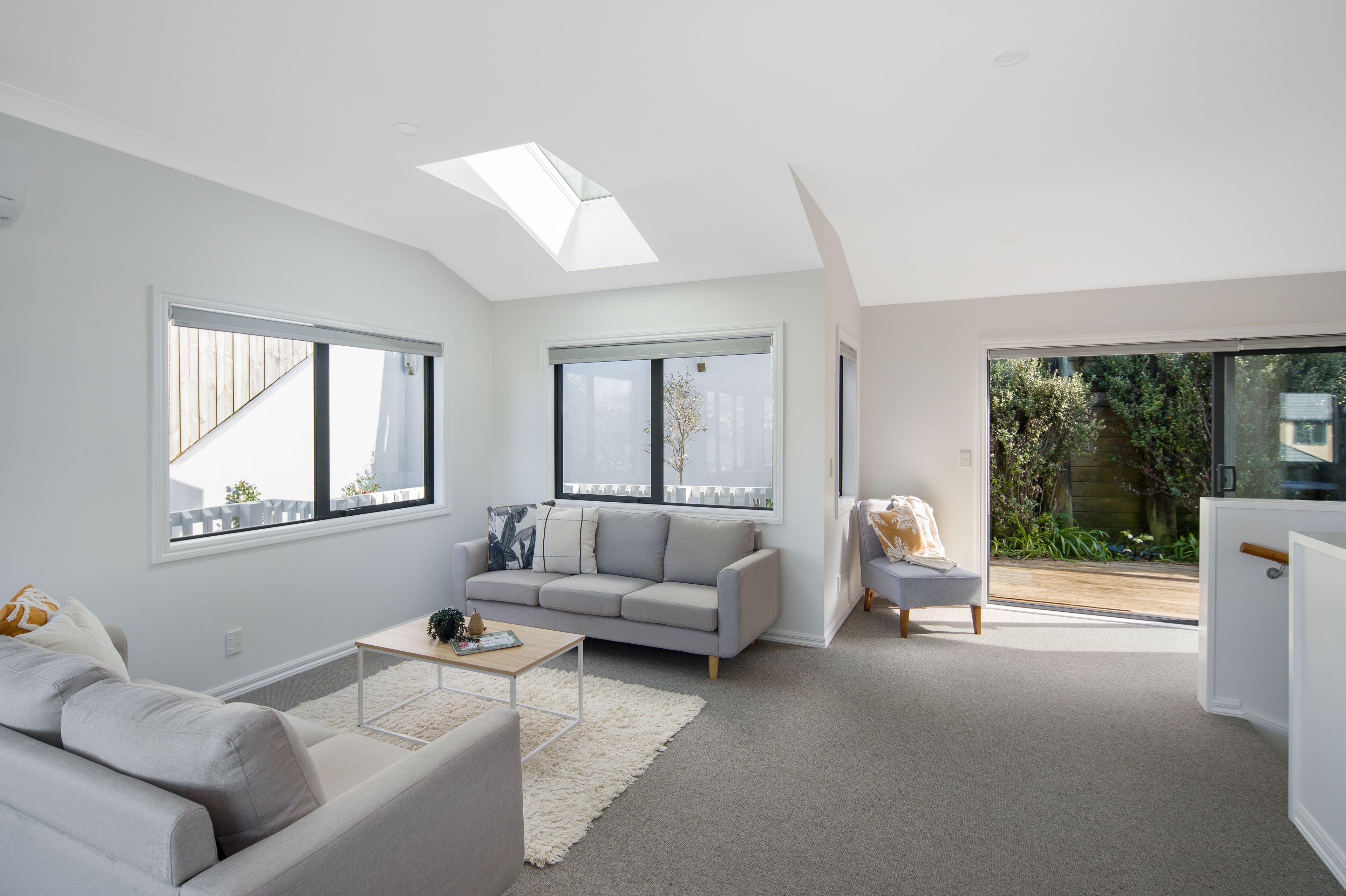 25b Derry Hill, Churton Park, Wellington City
