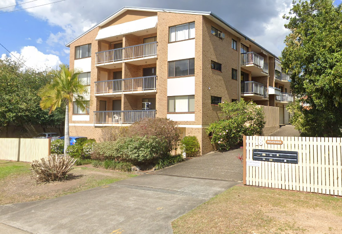 18 Vincent Street, Indooroopilly QLD 4068